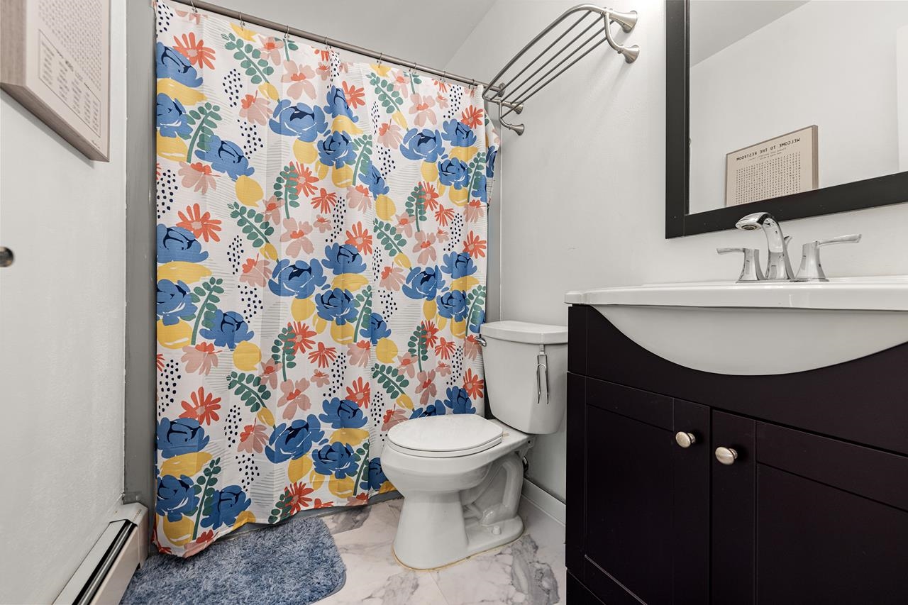 202 ARNOLD STREET, Rothschild, Wisconsin 54474, 4 Bedrooms Bedrooms, ,3 BathroomsBathrooms,Residential,For Sale,202 ARNOLD STREET,22600720