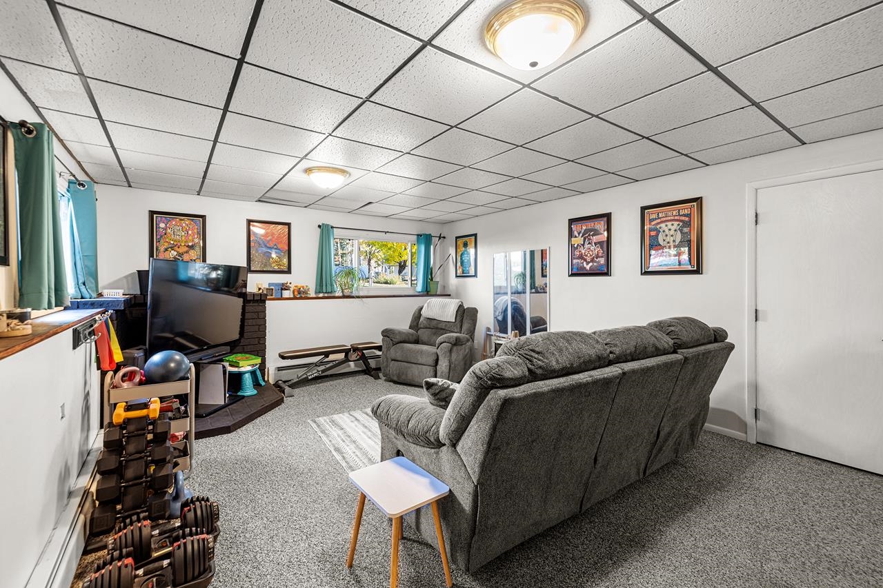 202 ARNOLD STREET, Rothschild, Wisconsin 54474, 4 Bedrooms Bedrooms, ,3 BathroomsBathrooms,Residential,For Sale,202 ARNOLD STREET,22600720