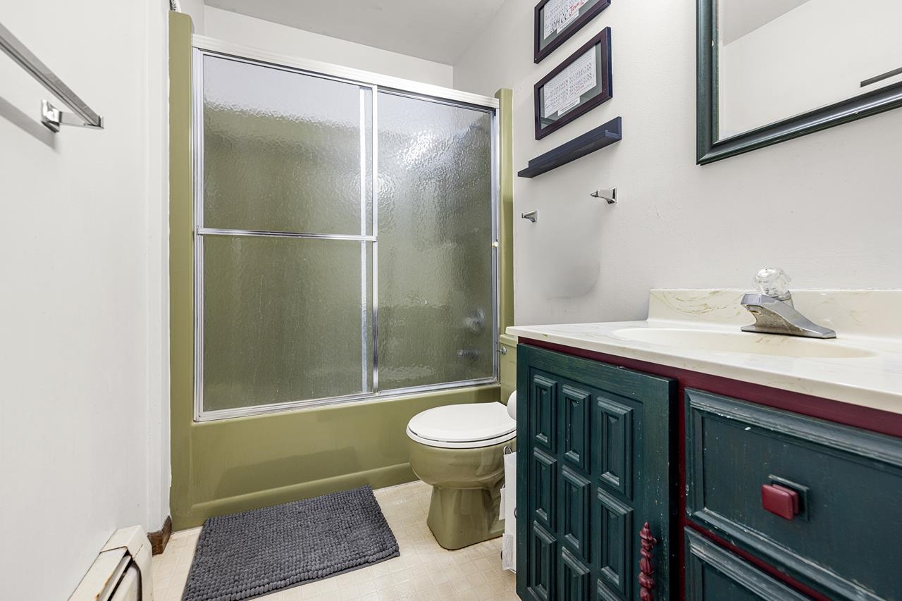 202 ARNOLD STREET, Rothschild, Wisconsin 54474, 4 Bedrooms Bedrooms, ,3 BathroomsBathrooms,Residential,For Sale,202 ARNOLD STREET,22600720