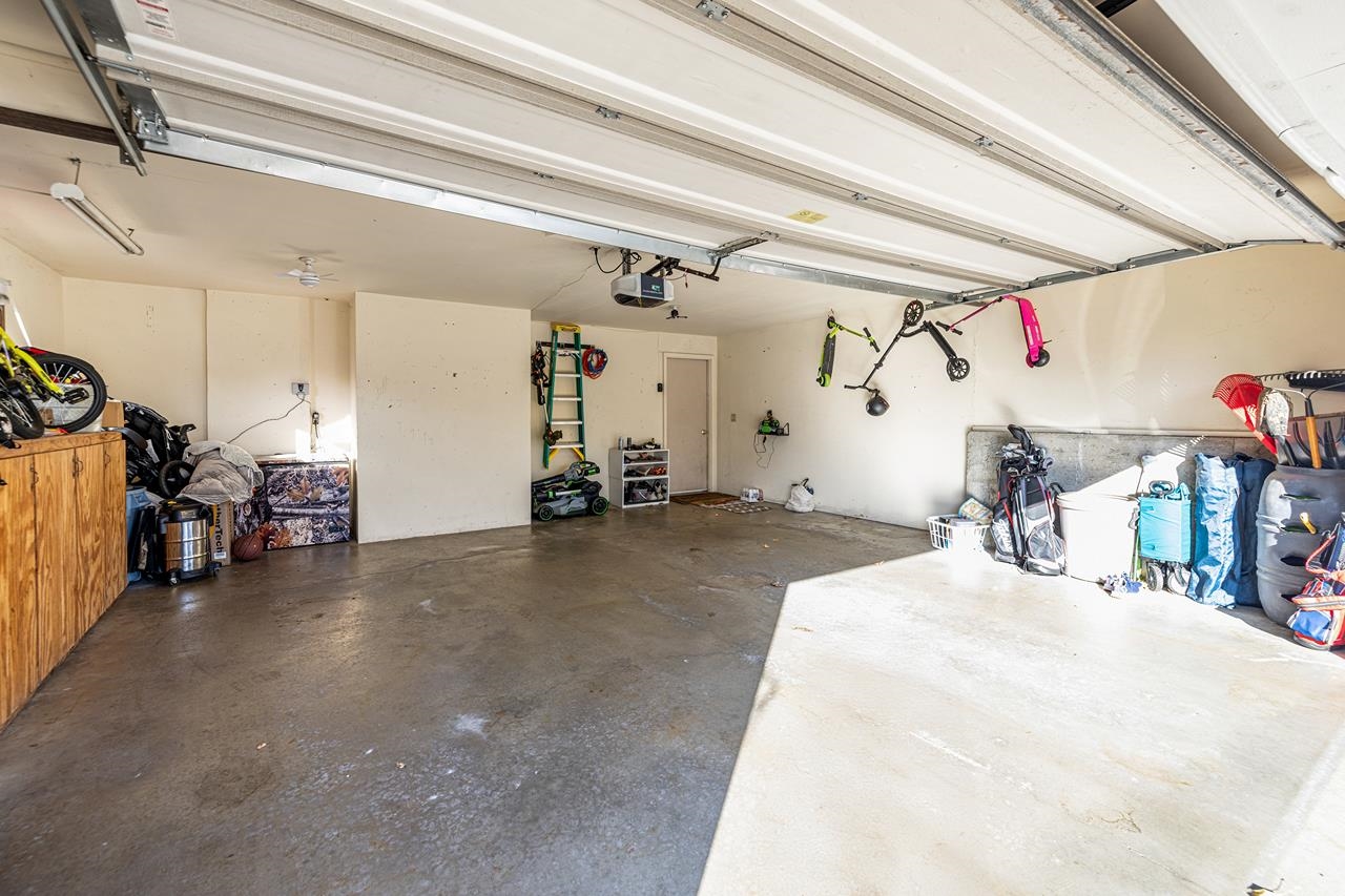 202 ARNOLD STREET, Rothschild, Wisconsin 54474, 4 Bedrooms Bedrooms, ,3 BathroomsBathrooms,Residential,For Sale,202 ARNOLD STREET,22600720