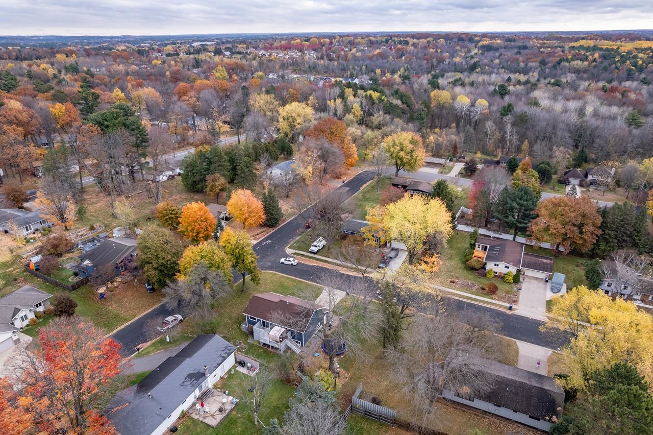 202 ARNOLD STREET, Rothschild, Wisconsin 54474, 4 Bedrooms Bedrooms, ,3 BathroomsBathrooms,Residential,For Sale,202 ARNOLD STREET,22600720
