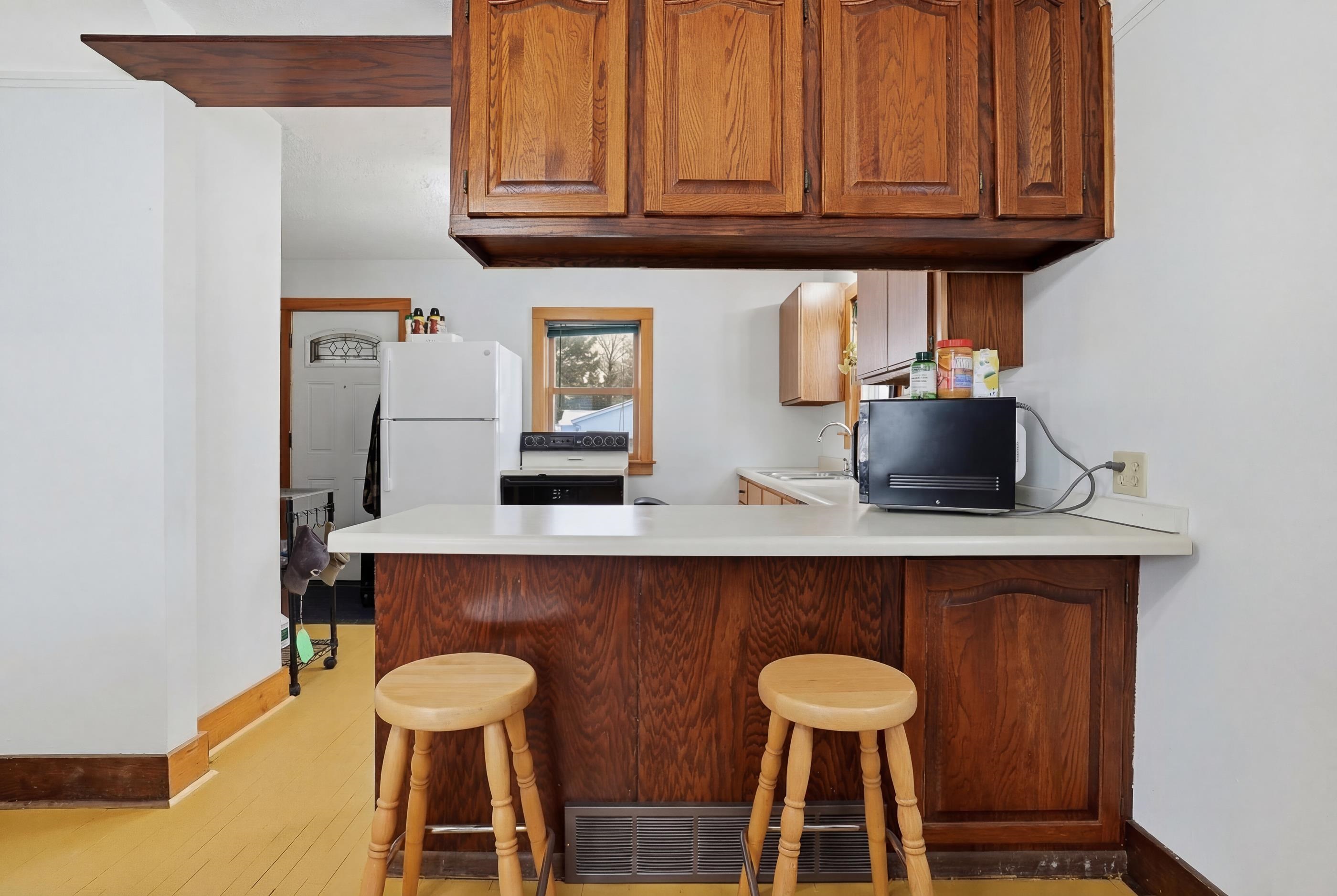 321 11TH STREET NORTH, Wisconsin Rapids, Wisconsin 54494, 2 Bedrooms Bedrooms, ,2 BathroomsBathrooms,Residential,For Sale,321 11TH STREET NORTH,22600721