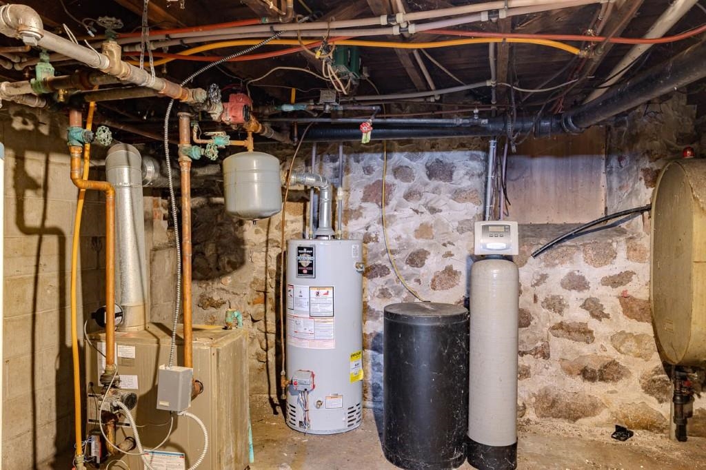 182806 COUNTY ROAD C, Wittenberg, Wisconsin 54499, 4 Bedrooms Bedrooms, ,2 BathroomsBathrooms,Residential,For Sale,182806 COUNTY ROAD C,22600722