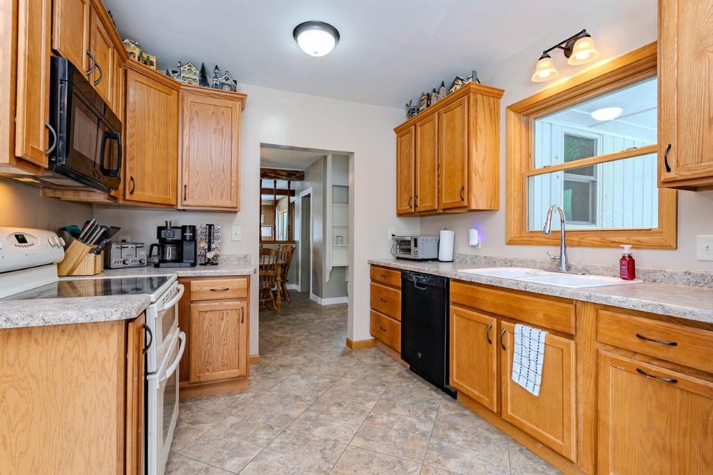 182806 COUNTY ROAD C, Wittenberg, Wisconsin 54499, 4 Bedrooms Bedrooms, ,2 BathroomsBathrooms,Residential,For Sale,182806 COUNTY ROAD C,22600722