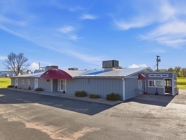 501 S WASHINGTON AVENUE, Marshfield, Wisconsin 54449, ,Commercial/industrial,For Sale,501 S WASHINGTON AVENUE,22600723