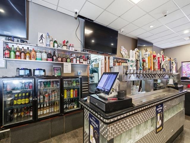 501 S WASHINGTON AVENUE, Marshfield, Wisconsin 54449, ,Commercial/industrial,For Sale,501 S WASHINGTON AVENUE,22600723