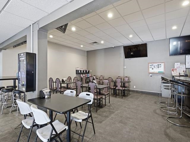 501 S WASHINGTON AVENUE, Marshfield, Wisconsin 54449, ,Commercial/industrial,For Sale,501 S WASHINGTON AVENUE,22600723