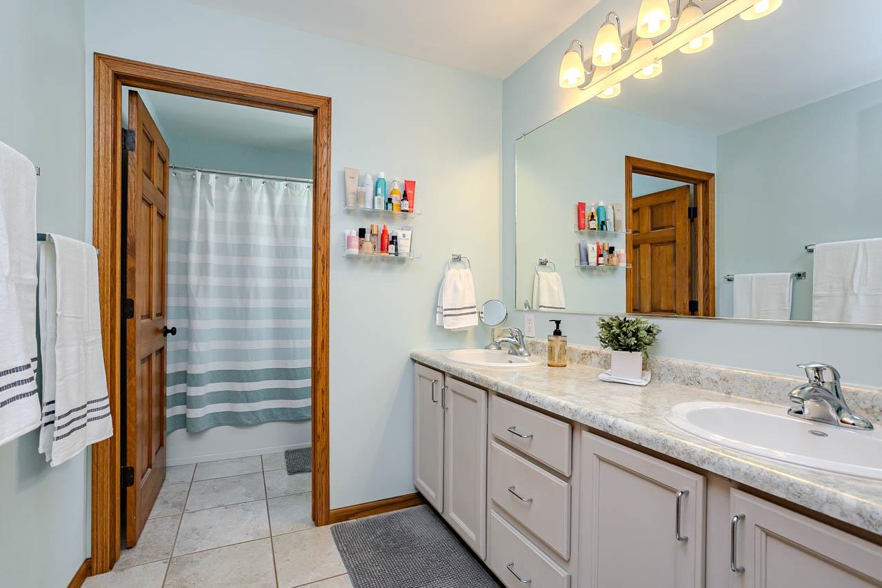 1401 WOODLAND RIDGE ROAD, Wausau, Wisconsin 54403, 4 Bedrooms Bedrooms, ,3 BathroomsBathrooms,Residential,For Sale,1401 WOODLAND RIDGE ROAD,22600730