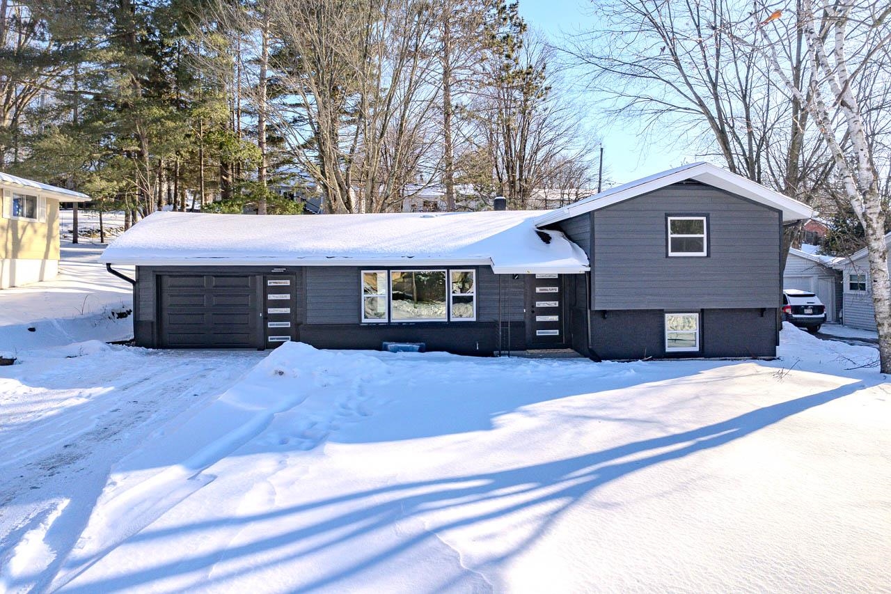 819 WINTON STREET, Wausau, Wisconsin 54403, 4 Bedrooms Bedrooms, ,2 BathroomsBathrooms,Residential,For Sale,819 WINTON STREET,22600736