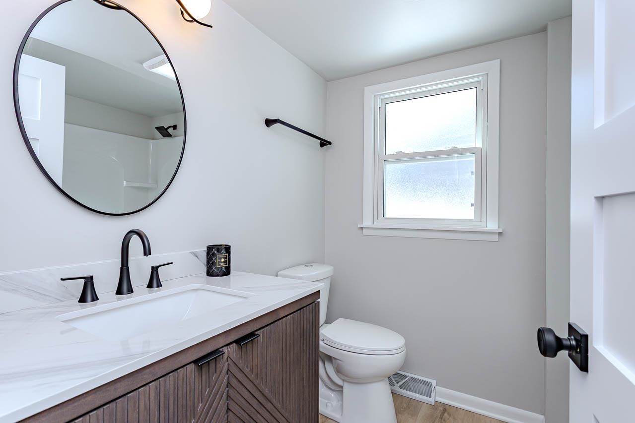 819 WINTON STREET, Wausau, Wisconsin 54403, 4 Bedrooms Bedrooms, ,2 BathroomsBathrooms,Residential,For Sale,819 WINTON STREET,22600736