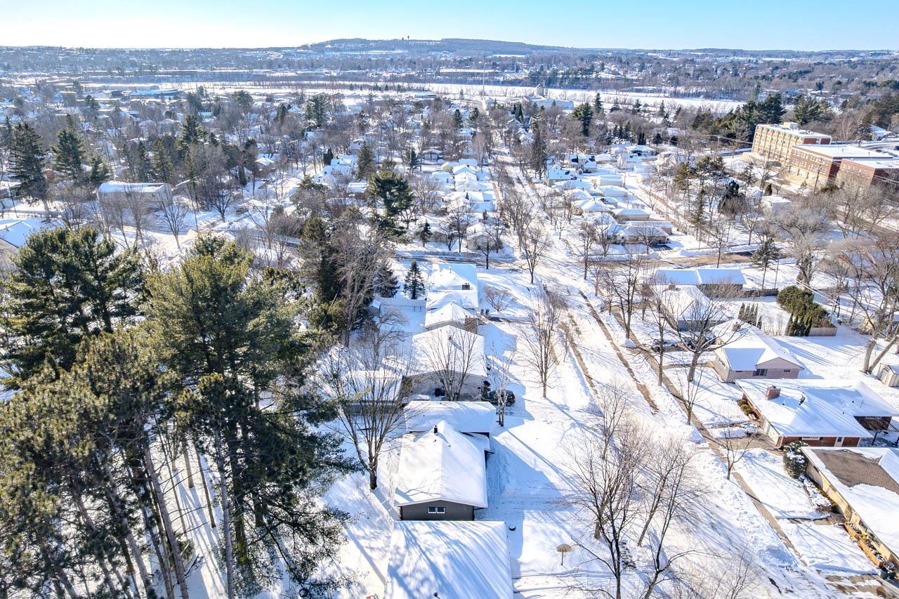 819 WINTON STREET, Wausau, Wisconsin 54403, 4 Bedrooms Bedrooms, ,2 BathroomsBathrooms,Residential,For Sale,819 WINTON STREET,22600736