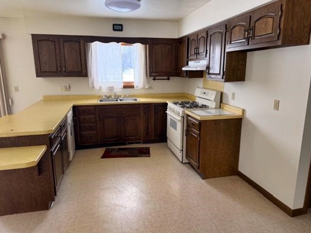 521 N AUBURN AVENUE, Marshfield, Wisconsin 54449, 3 Bedrooms Bedrooms, ,2 BathroomsBathrooms,Residential,For Sale,521 N AUBURN AVENUE,22600737