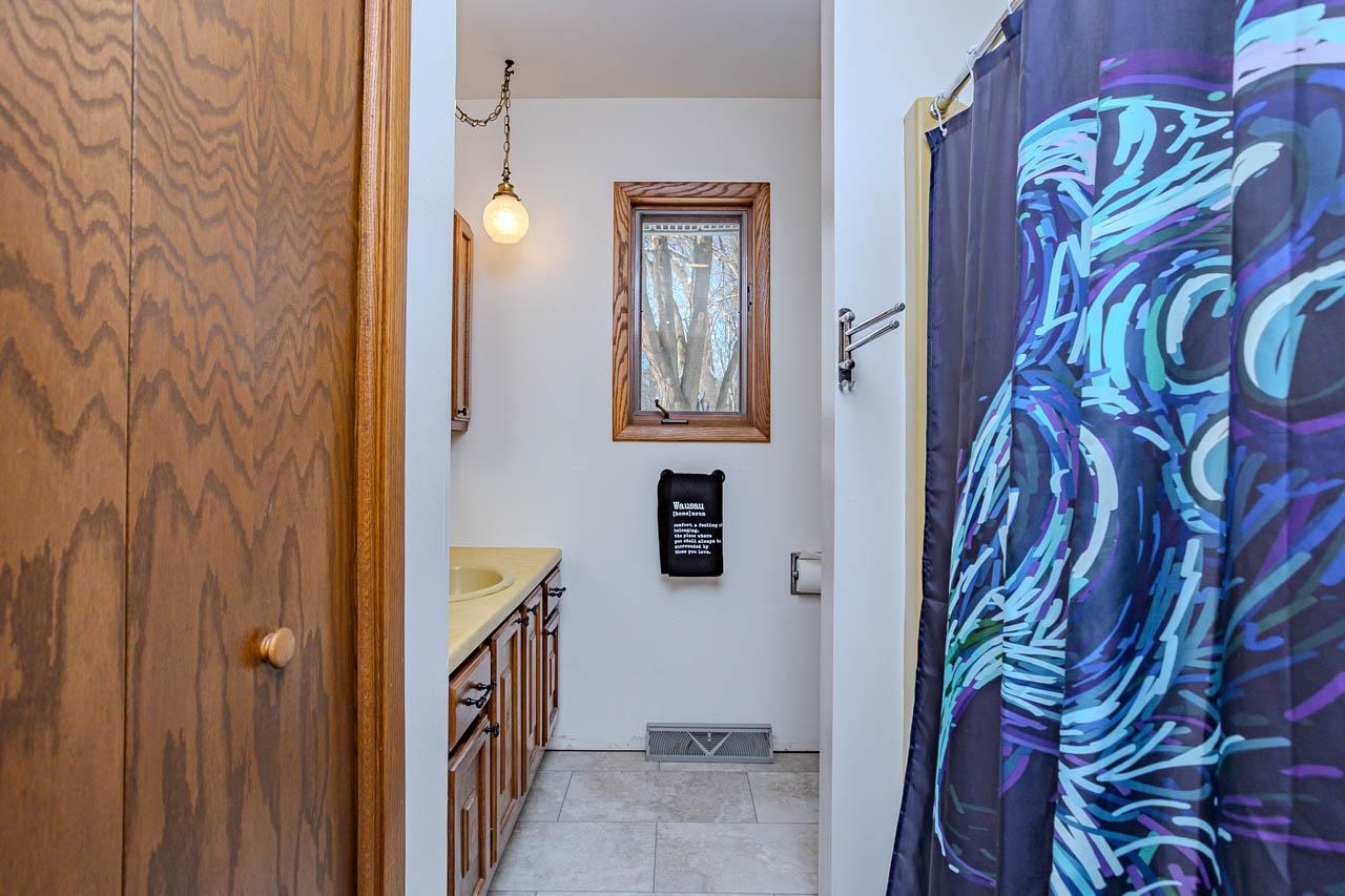 510 S 36TH AVENUE, Wausau, Wisconsin 54401, 3 Bedrooms Bedrooms, ,2 BathroomsBathrooms,Residential,For Sale,510 S 36TH AVENUE,22600738