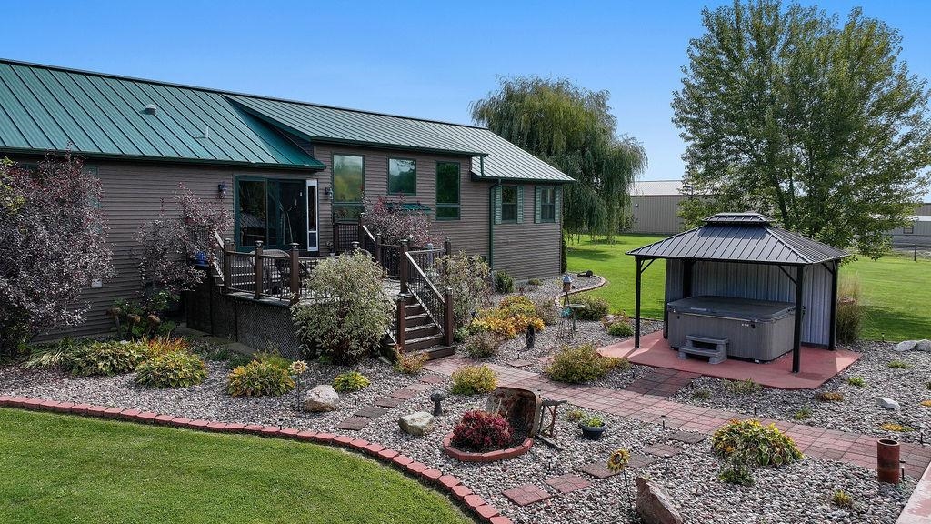 222848 COUNTY ROAD E, Stratford, Wisconsin 54484, 3 Bedrooms Bedrooms, ,3 BathroomsBathrooms,Residential,For Sale,222848 COUNTY ROAD E,22600739