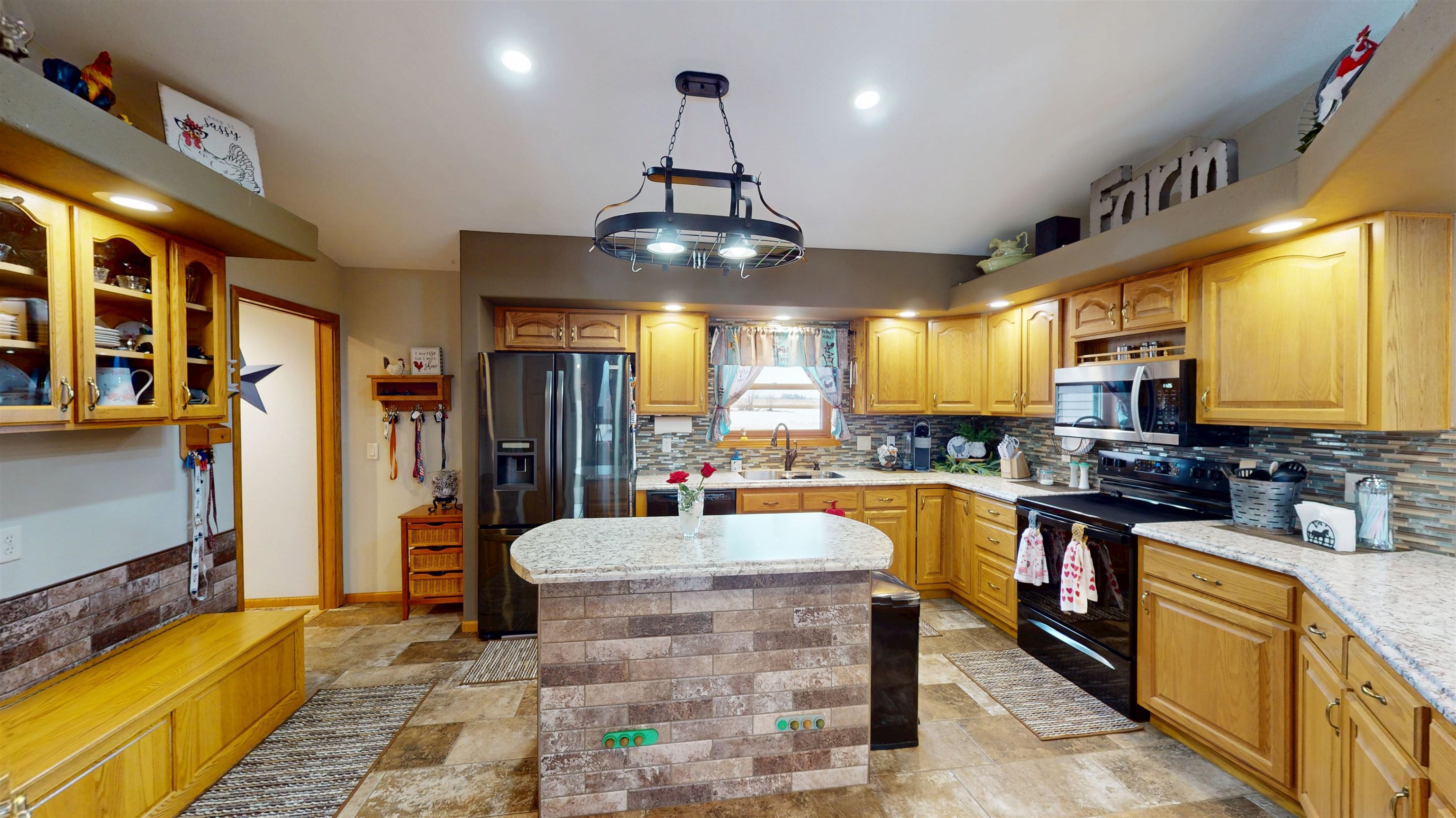 222848 COUNTY ROAD E, Stratford, Wisconsin 54484, 3 Bedrooms Bedrooms, ,3 BathroomsBathrooms,Residential,For Sale,222848 COUNTY ROAD E,22600739