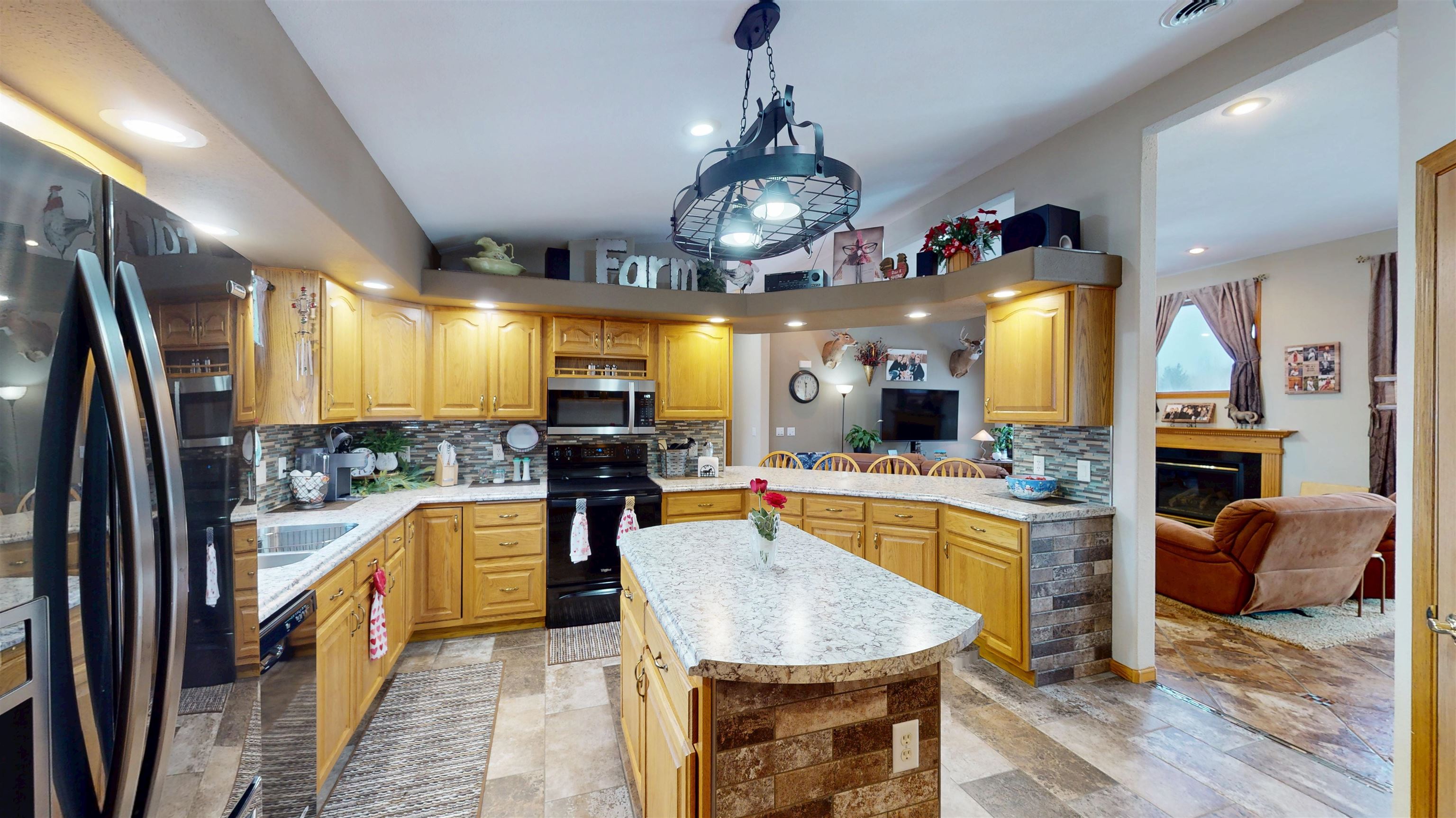 222848 COUNTY ROAD E, Stratford, Wisconsin 54484, 3 Bedrooms Bedrooms, ,3 BathroomsBathrooms,Residential,For Sale,222848 COUNTY ROAD E,22600739