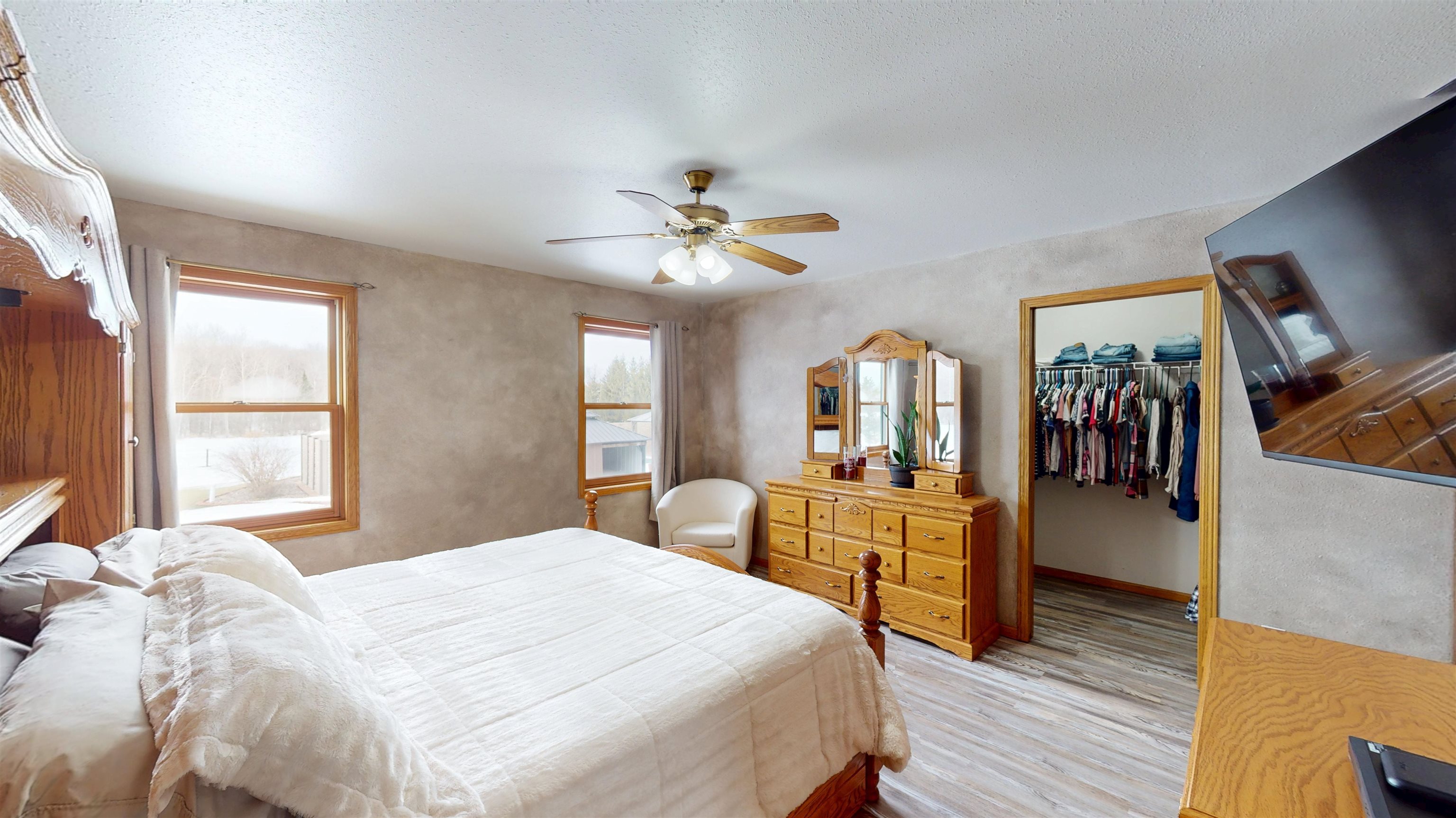 222848 COUNTY ROAD E, Stratford, Wisconsin 54484, 3 Bedrooms Bedrooms, ,3 BathroomsBathrooms,Residential,For Sale,222848 COUNTY ROAD E,22600739