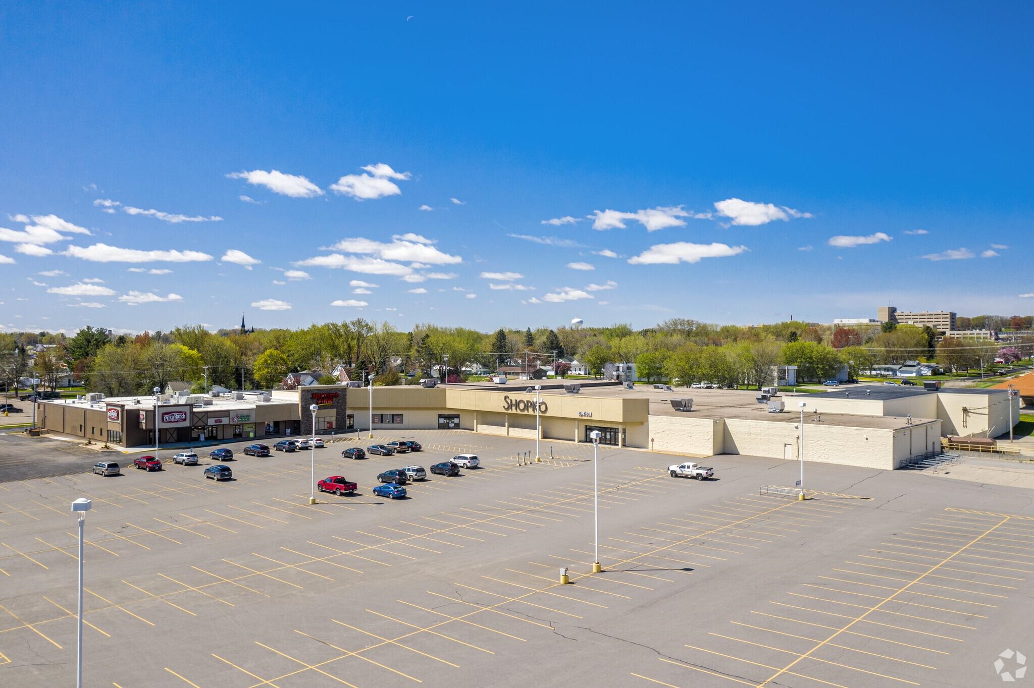 1306 N CENTRAL AVENUE, Marshfield, Wisconsin 54449, ,Commercial/industrial,For Rent,1306 N CENTRAL AVENUE,22600742