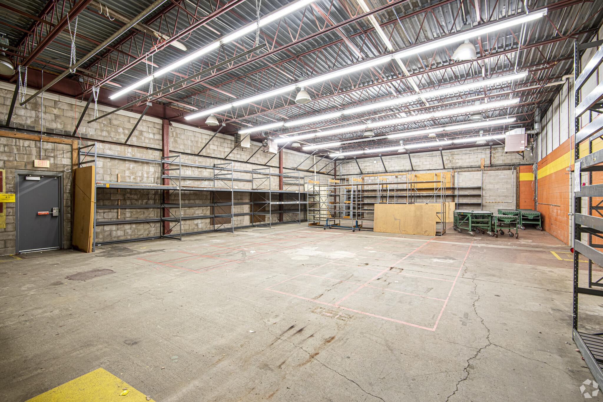 1306 N CENTRAL AVENUE, Marshfield, Wisconsin 54449, ,Commercial/industrial,For Rent,1306 N CENTRAL AVENUE,22600743