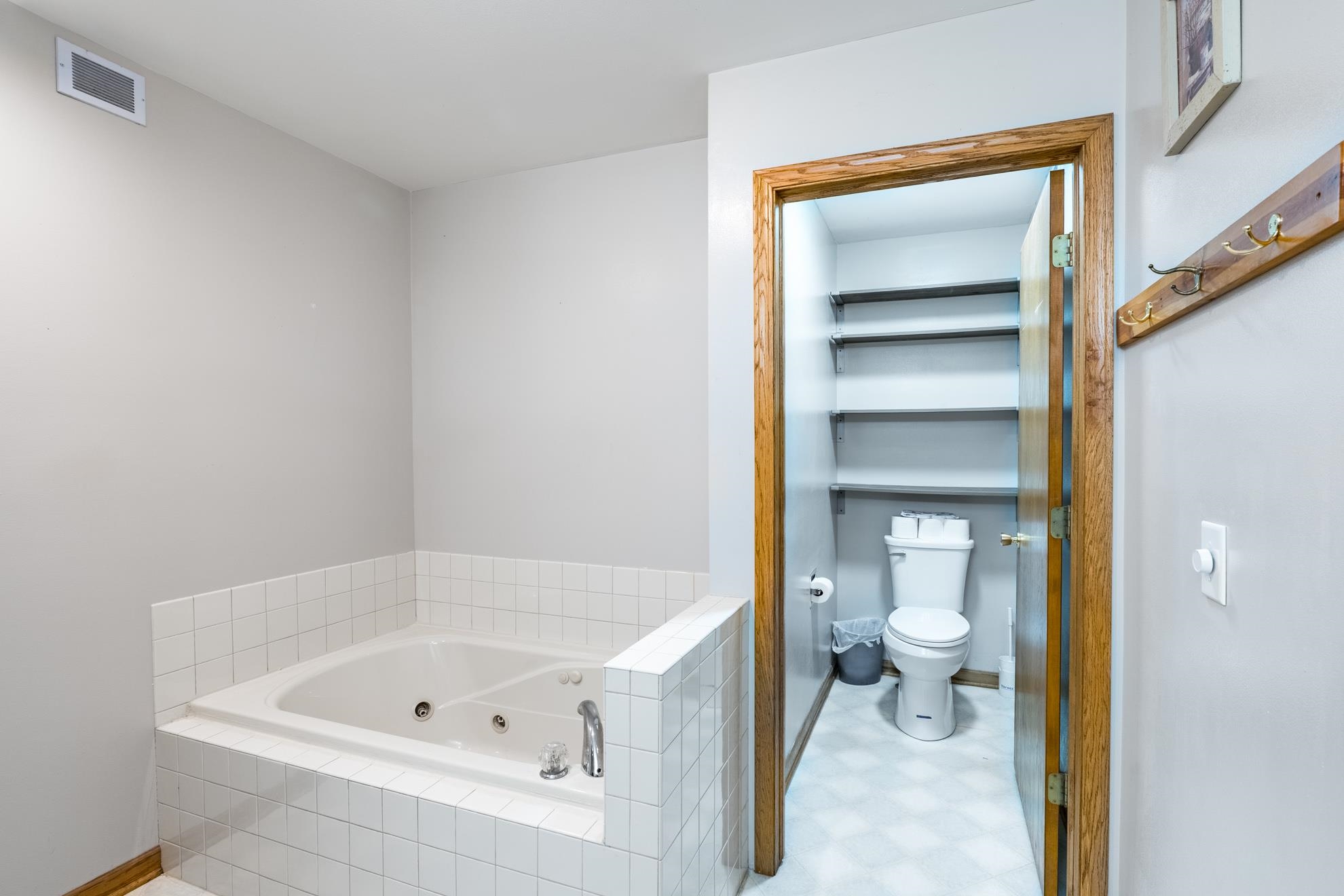 248151 MITCHELL LANE, Athens, Wisconsin 54411, 3 Bedrooms Bedrooms, ,2 BathroomsBathrooms,Residential,For Sale,248151 MITCHELL LANE,22600745