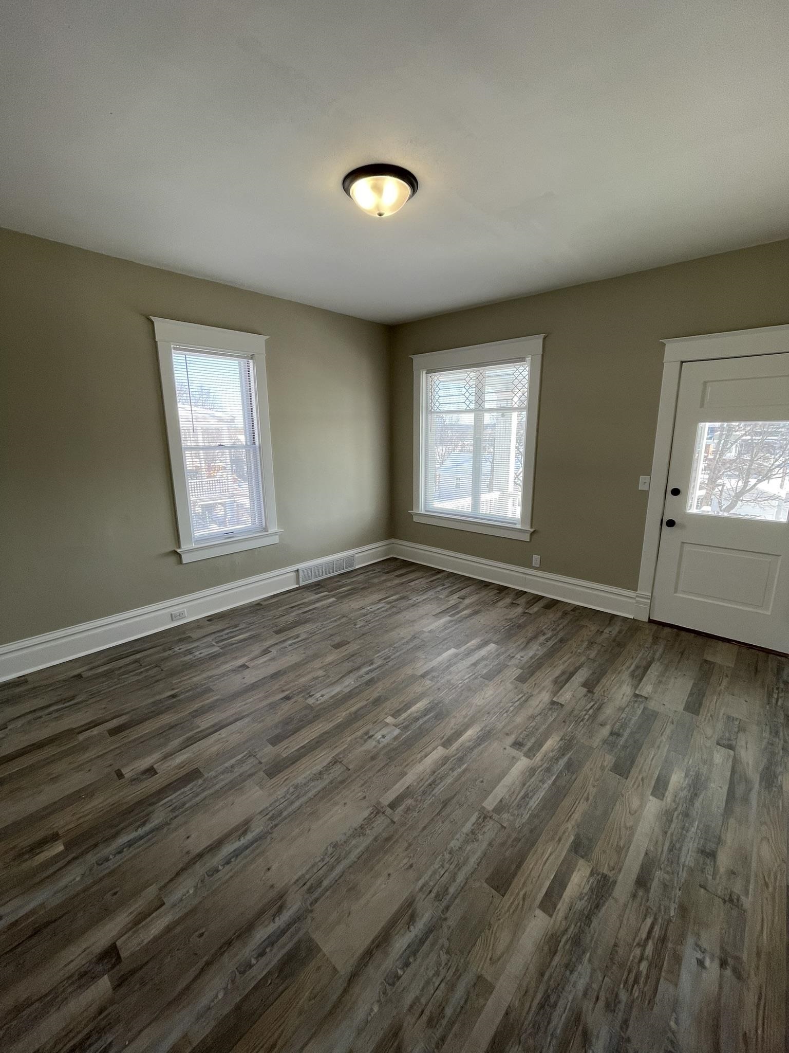 310 S 4TH AVENUE, Wausau, Wisconsin 54401, 4 Bedrooms Bedrooms, ,1 BathroomBathrooms,Residential,For Sale,310 S 4TH AVENUE,22600746