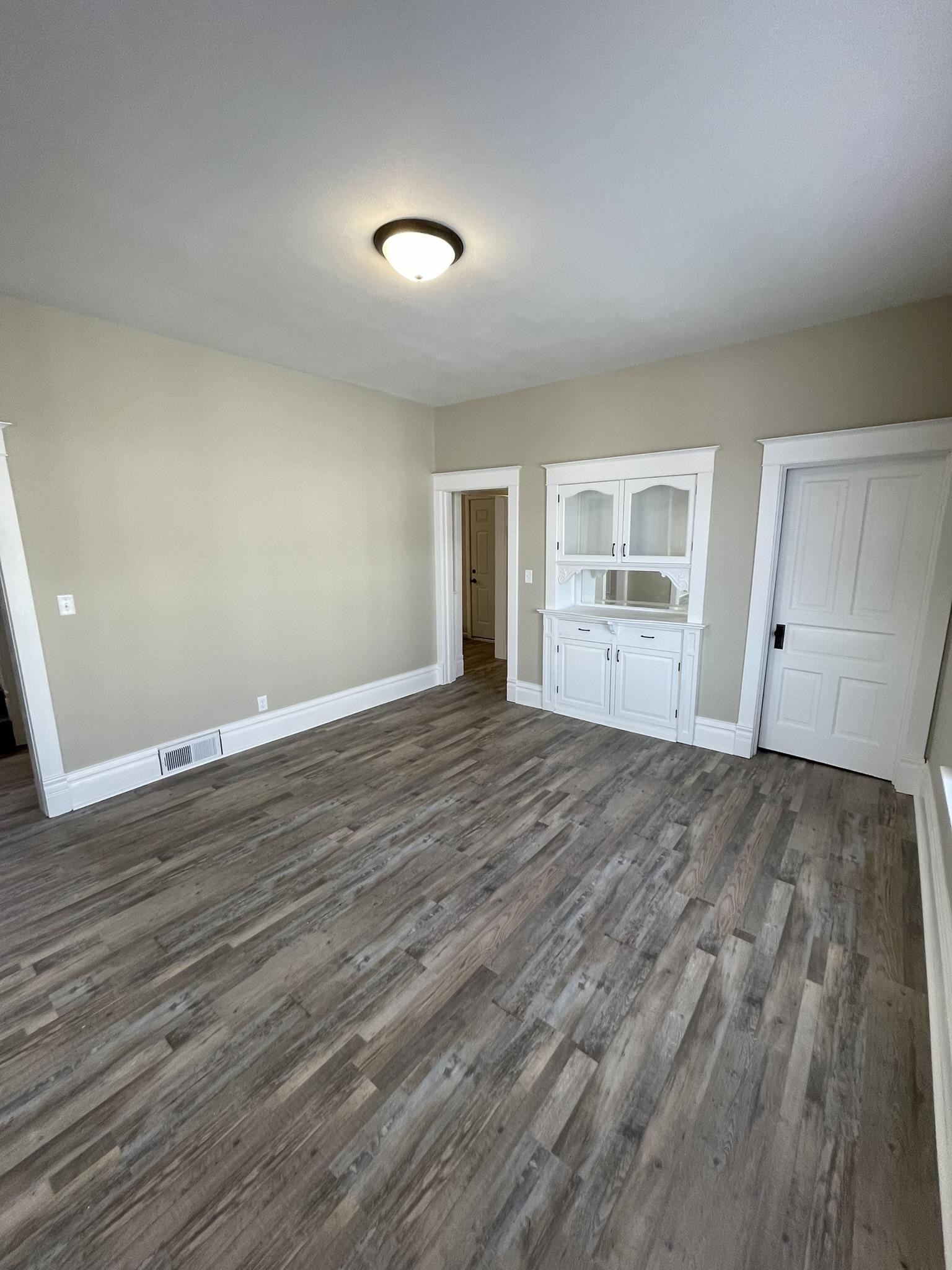 310 S 4TH AVENUE, Wausau, Wisconsin 54401, 4 Bedrooms Bedrooms, ,1 BathroomBathrooms,Residential,For Sale,310 S 4TH AVENUE,22600746