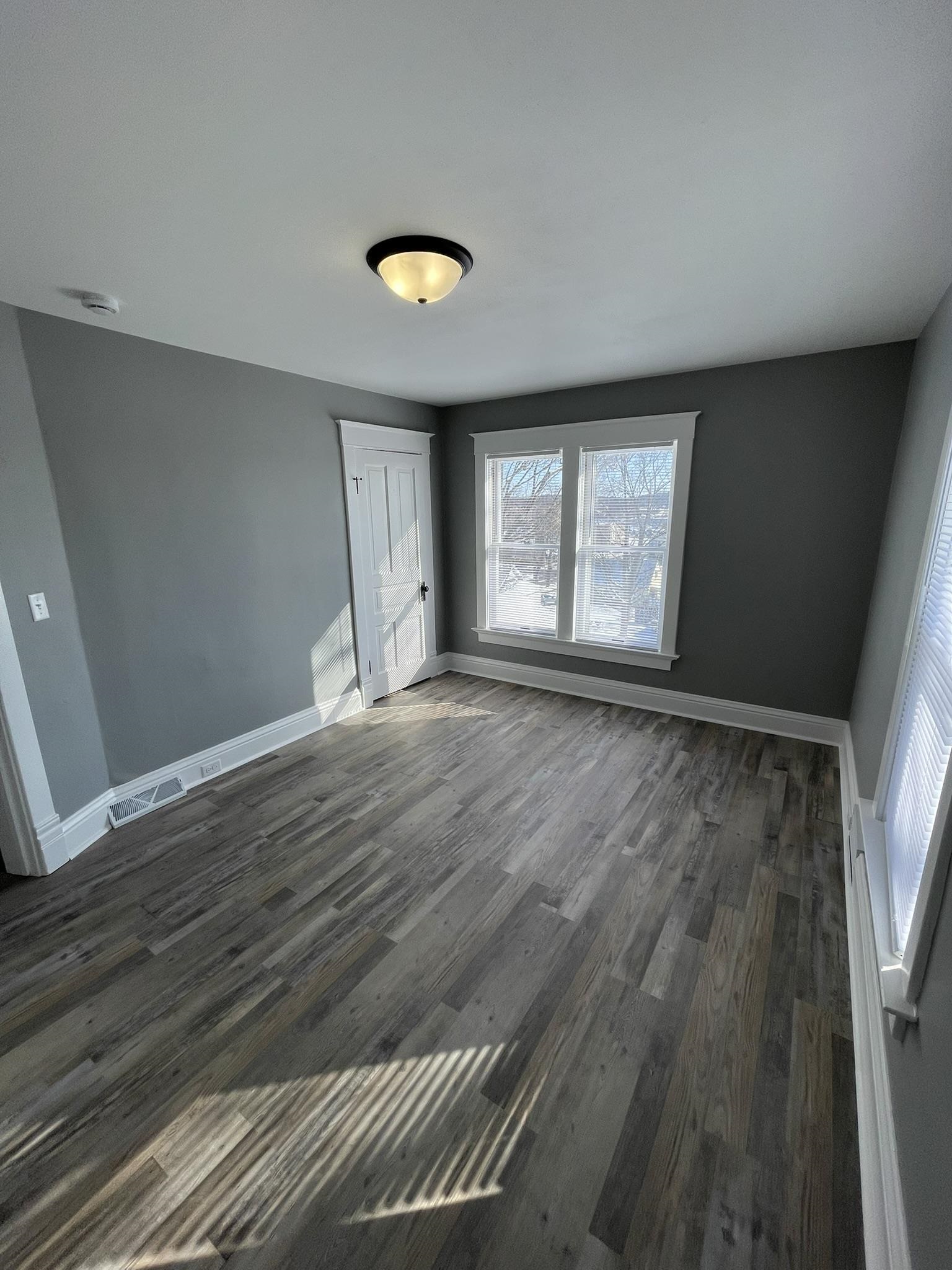 310 S 4TH AVENUE, Wausau, Wisconsin 54401, 4 Bedrooms Bedrooms, ,1 BathroomBathrooms,Residential,For Sale,310 S 4TH AVENUE,22600746