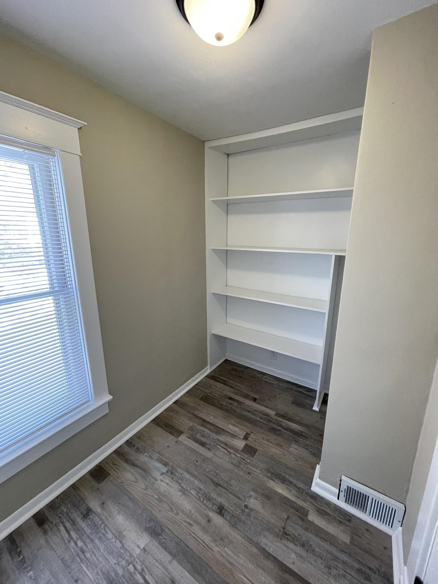 310 S 4TH AVENUE, Wausau, Wisconsin 54401, 4 Bedrooms Bedrooms, ,1 BathroomBathrooms,Residential,For Sale,310 S 4TH AVENUE,22600746