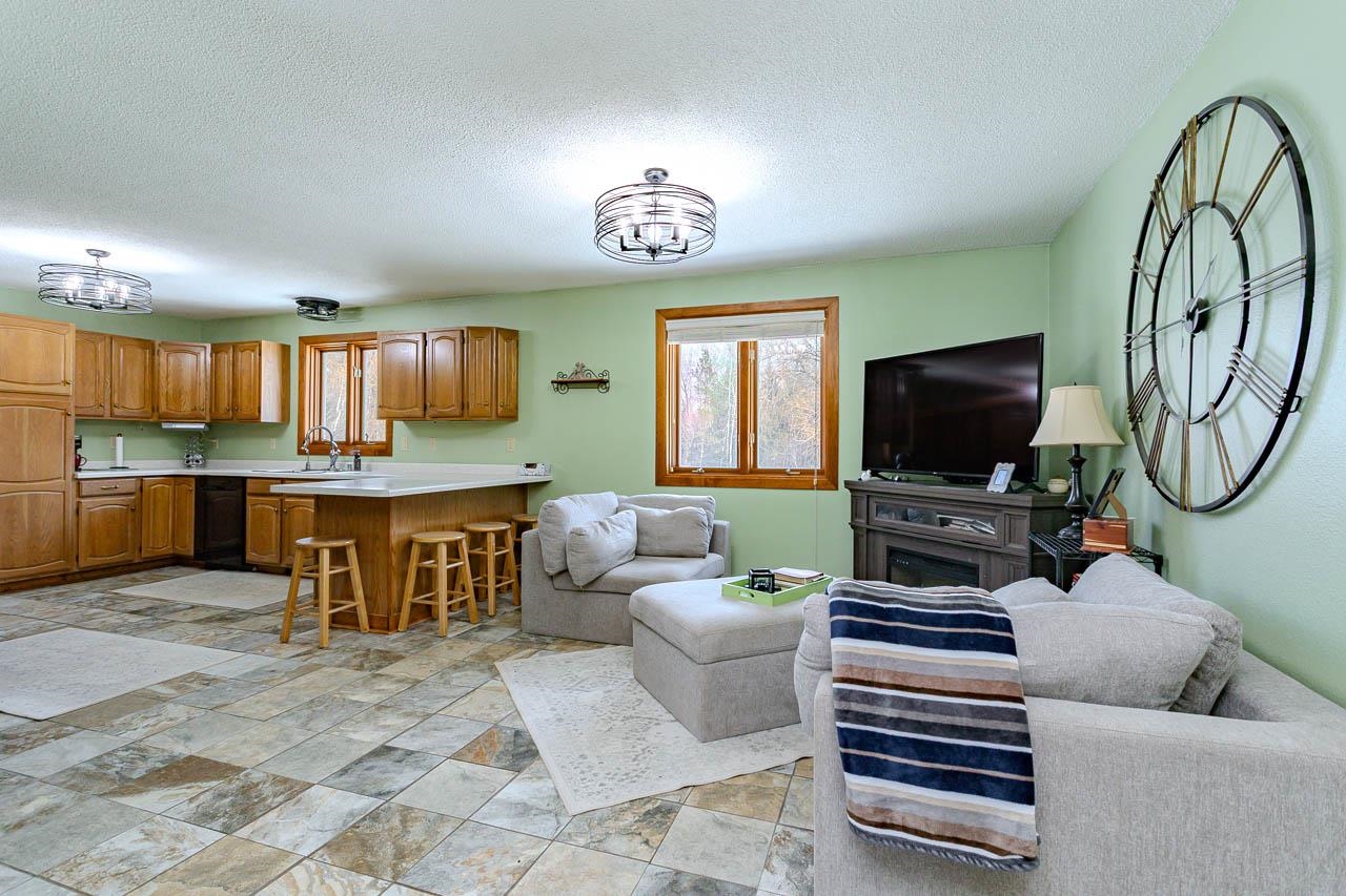 204757 MERKEL ROAD, Marshfield, Wisconsin 54449, 3 Bedrooms Bedrooms, ,2 BathroomsBathrooms,Residential,For Sale,204757 MERKEL ROAD,22600747