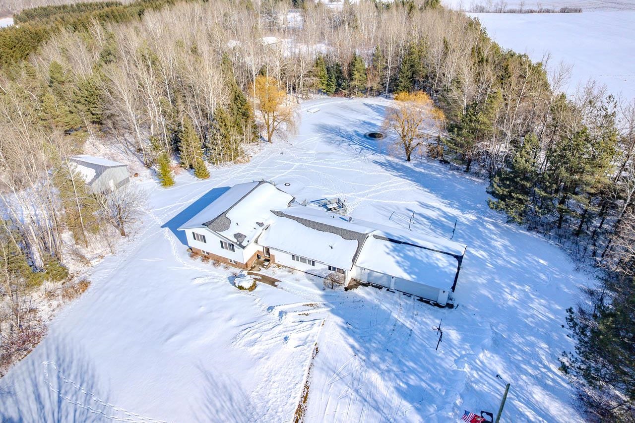 204757 MERKEL ROAD, Marshfield, Wisconsin 54449, 3 Bedrooms Bedrooms, ,2 BathroomsBathrooms,Residential,For Sale,204757 MERKEL ROAD,22600747