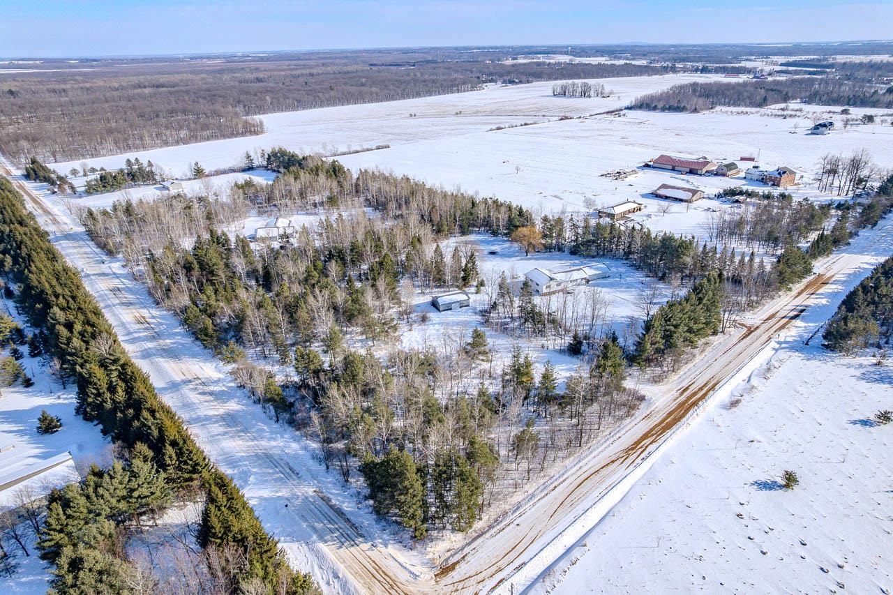 204757 MERKEL ROAD, Marshfield, Wisconsin 54449, 3 Bedrooms Bedrooms, ,2 BathroomsBathrooms,Residential,For Sale,204757 MERKEL ROAD,22600747