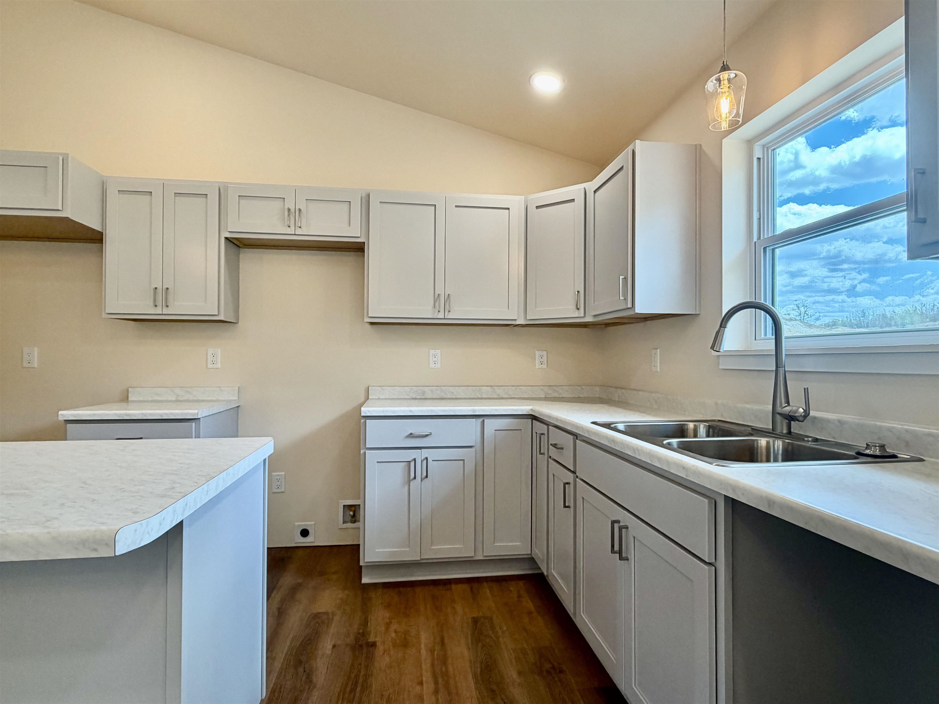 1359 Knapp Street, CHETEK, Wisconsin 54729, 3 Bedrooms Bedrooms, ,2 BathroomsBathrooms,Residential,For Sale,1359 Knapp Street,22600752