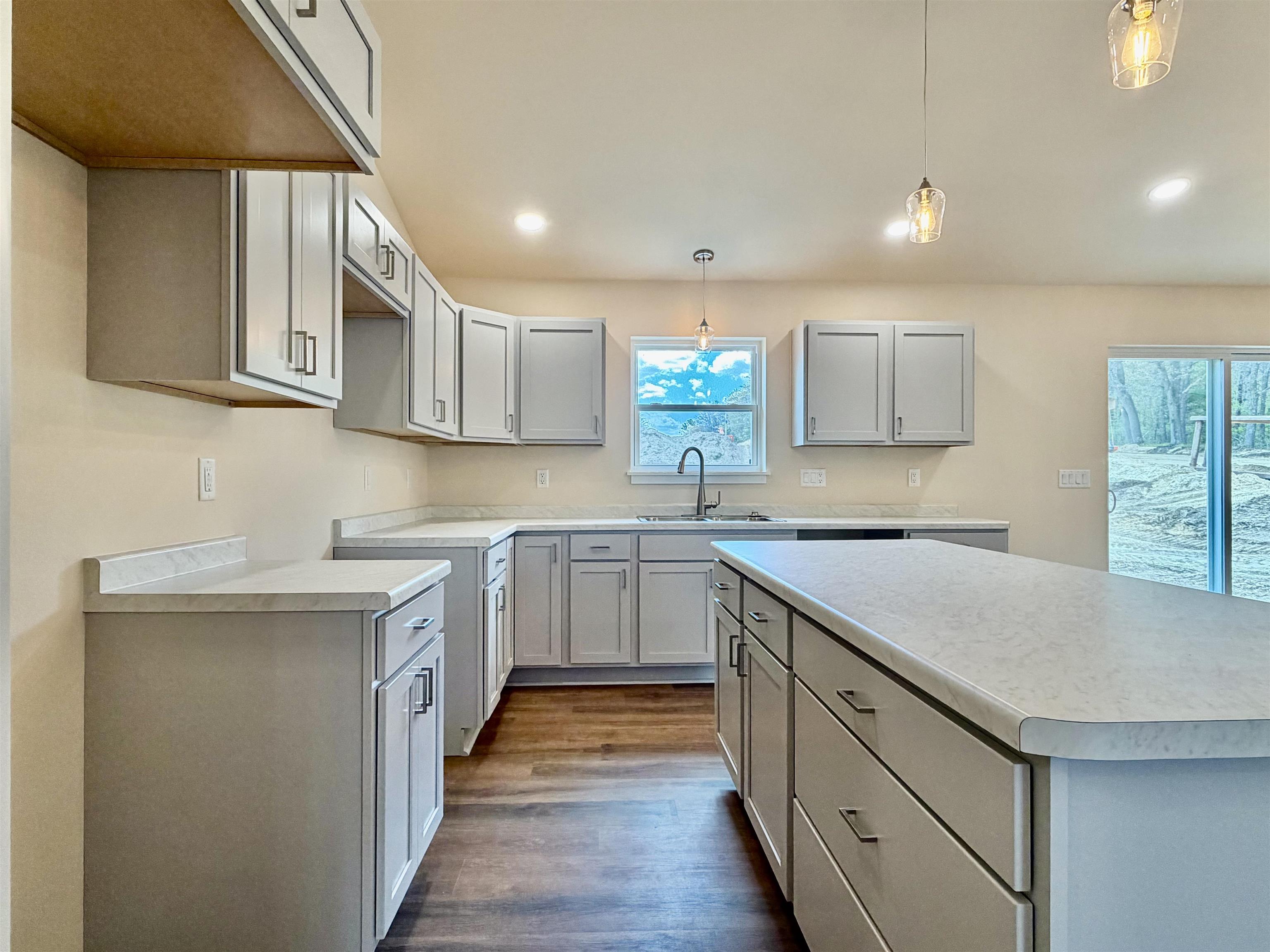 1359 Knapp Street, CHETEK, Wisconsin 54729, 3 Bedrooms Bedrooms, ,2 BathroomsBathrooms,Residential,For Sale,1359 Knapp Street,22600752