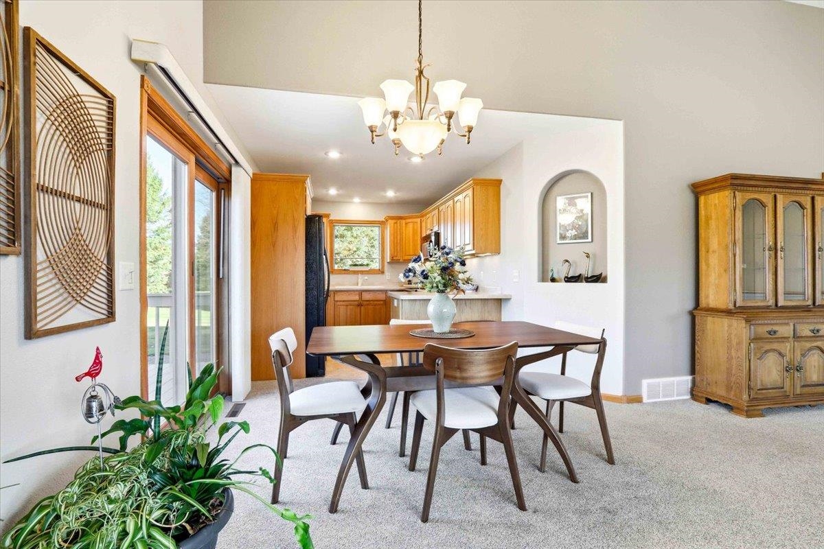 4131 15th Place South, Wisconsin Rapids, Wisconsin 54494, 3 Bedrooms Bedrooms, ,3 BathroomsBathrooms,Residential,For Sale,4131 15th Place South,22600754