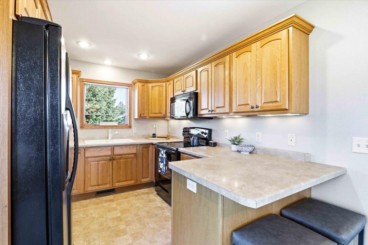 4131 15th Place South, Wisconsin Rapids, Wisconsin 54494, 3 Bedrooms Bedrooms, ,3 BathroomsBathrooms,Residential,For Sale,4131 15th Place South,22600754