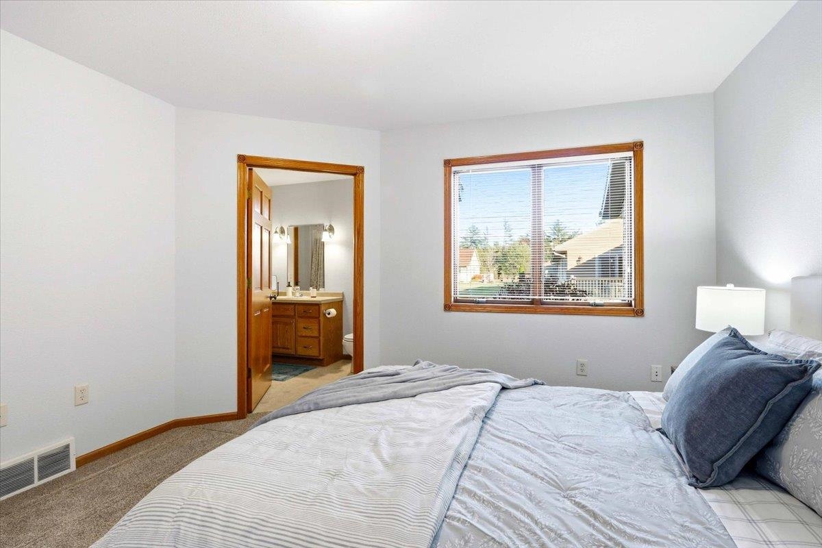 4131 15th Place South, Wisconsin Rapids, Wisconsin 54494, 3 Bedrooms Bedrooms, ,3 BathroomsBathrooms,Residential,For Sale,4131 15th Place South,22600754