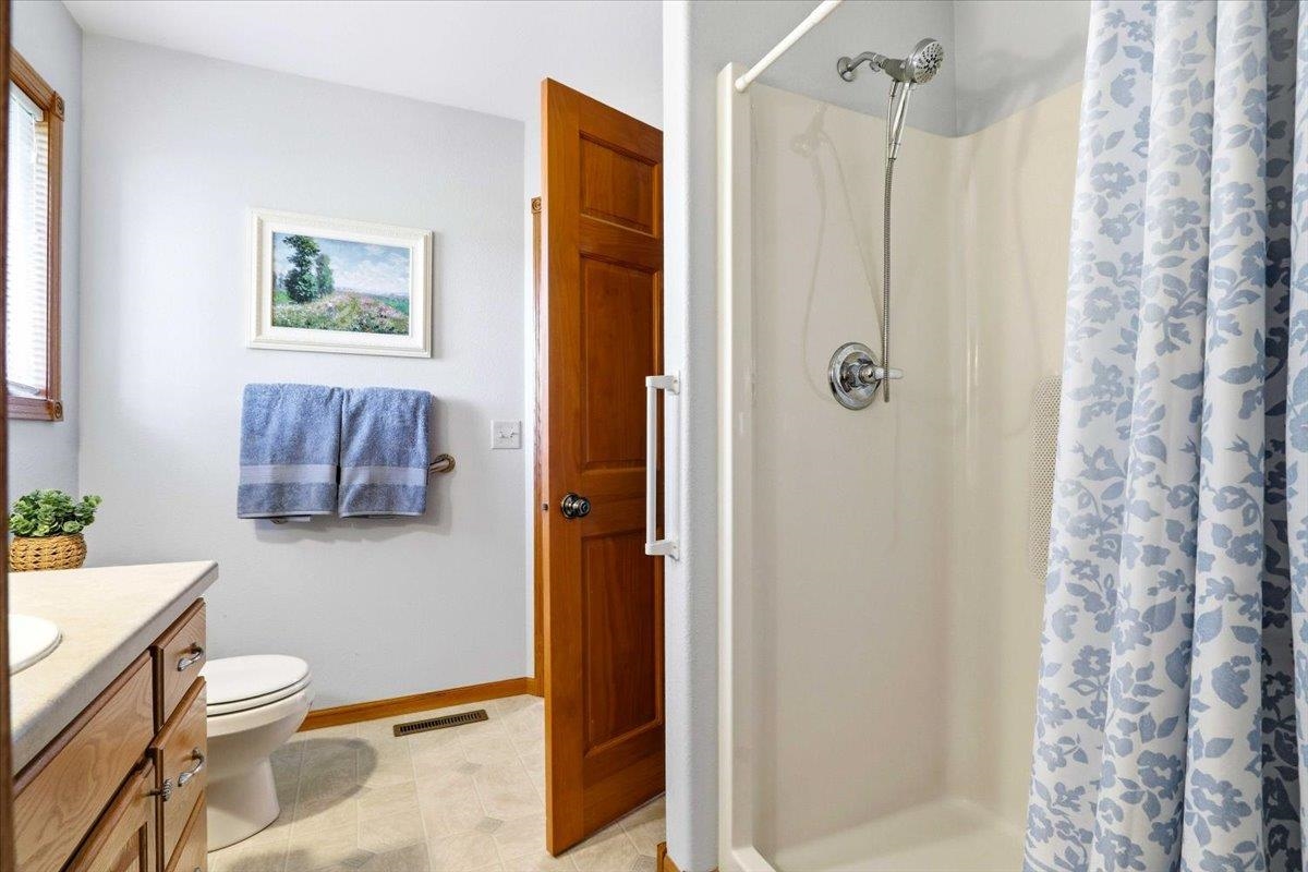 4131 15th Place South, Wisconsin Rapids, Wisconsin 54494, 3 Bedrooms Bedrooms, ,3 BathroomsBathrooms,Residential,For Sale,4131 15th Place South,22600754