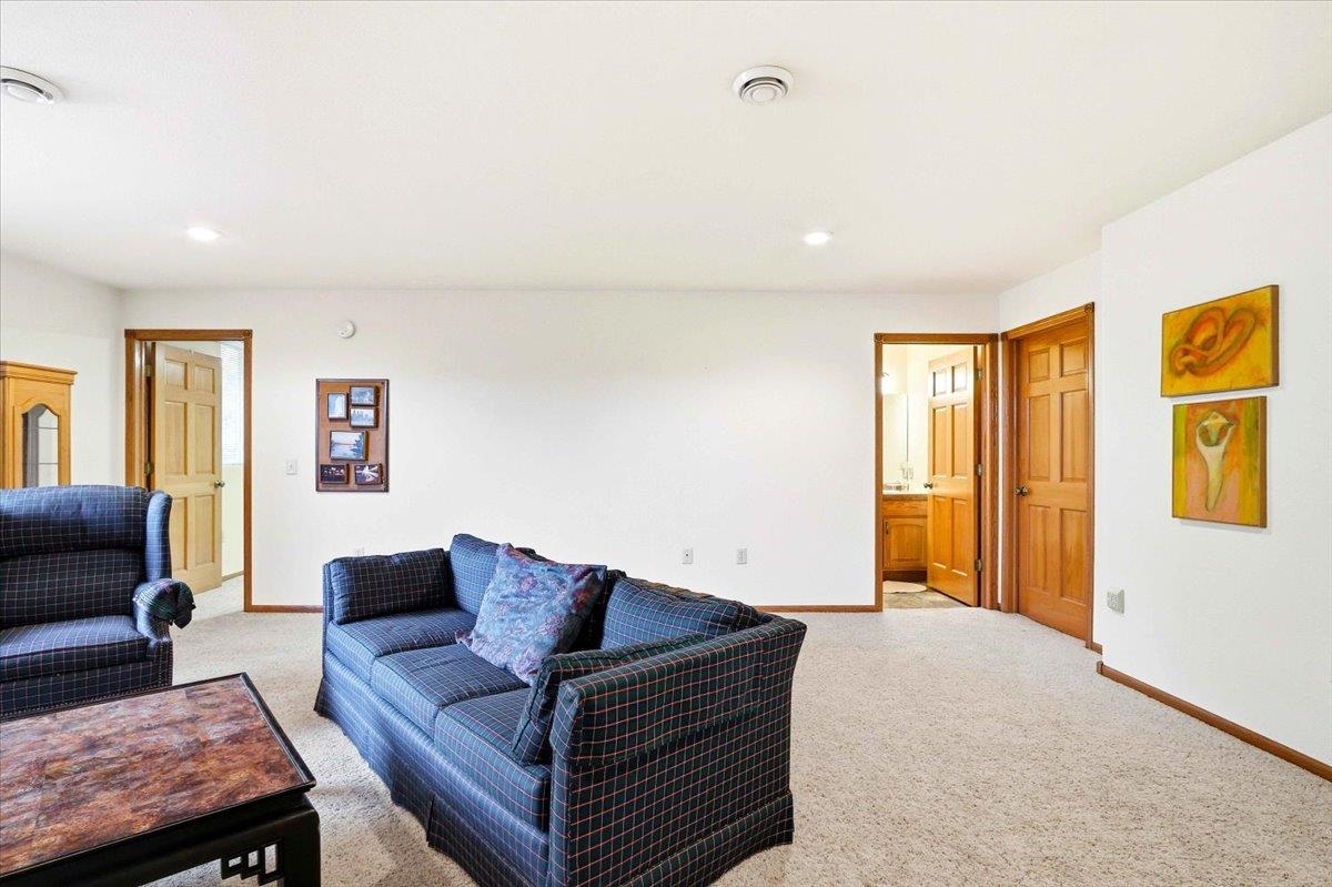 4131 15th Place South, Wisconsin Rapids, Wisconsin 54494, 3 Bedrooms Bedrooms, ,3 BathroomsBathrooms,Residential,For Sale,4131 15th Place South,22600754