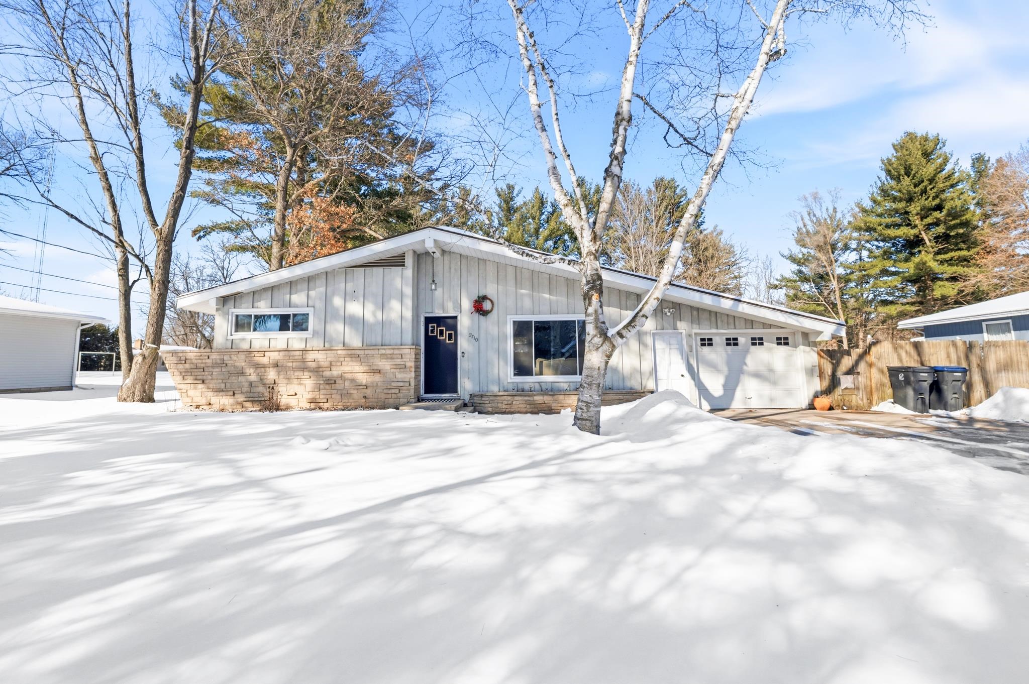 2710 PORTER ROAD, Plover, Wisconsin 54467, 3 Bedrooms Bedrooms, ,1 BathroomBathrooms,Residential,For Sale,2710 PORTER ROAD,22600755