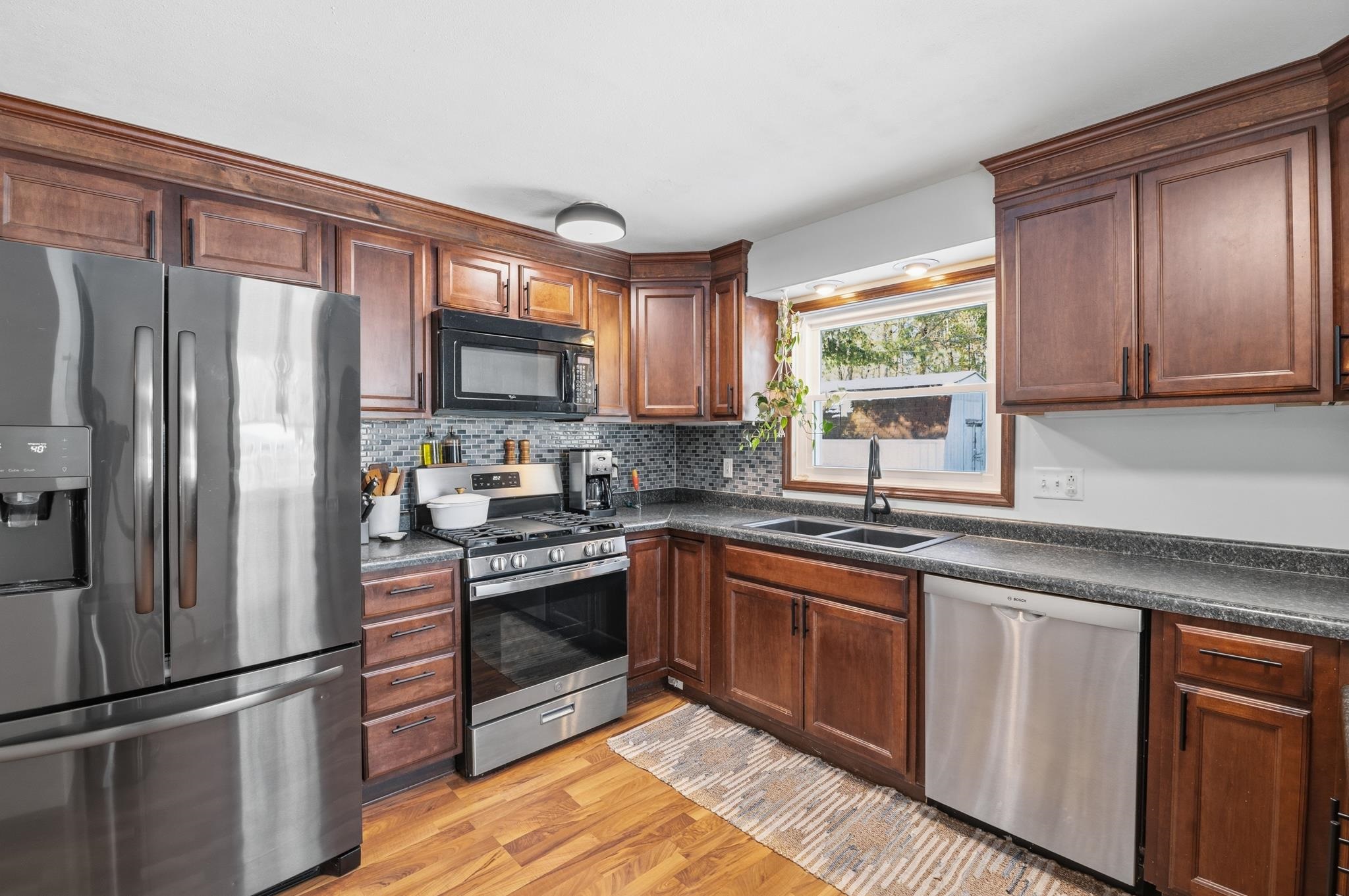 2710 PORTER ROAD, Plover, Wisconsin 54467, 3 Bedrooms Bedrooms, ,1 BathroomBathrooms,Residential,For Sale,2710 PORTER ROAD,22600755