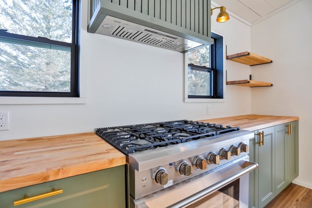 812 S CENTER AVENUE, Merrill, Wisconsin 54452, 3 Bedrooms Bedrooms, ,2 BathroomsBathrooms,Residential,For Sale,812 S CENTER AVENUE,22600756