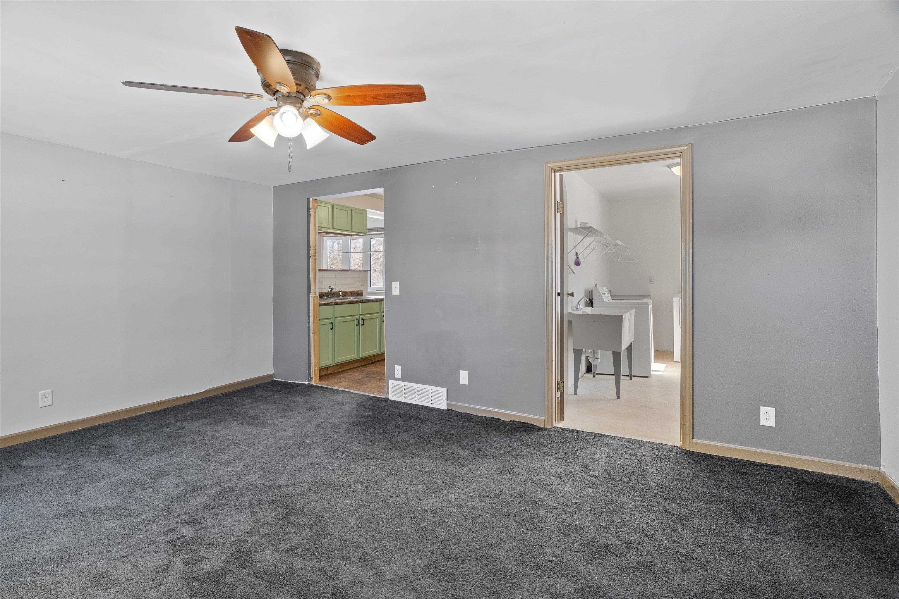 9035 COUNTY ROAD N, Marshfield, Wisconsin 54449, 5 Bedrooms Bedrooms, ,3 BathroomsBathrooms,Residential,For Sale,9035 COUNTY ROAD N,22600757