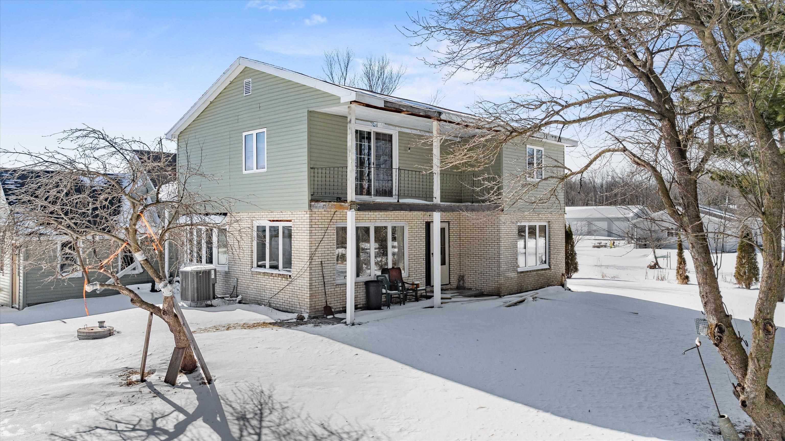 9035 COUNTY ROAD N, Marshfield, Wisconsin 54449, 5 Bedrooms Bedrooms, ,3 BathroomsBathrooms,Residential,For Sale,9035 COUNTY ROAD N,22600757