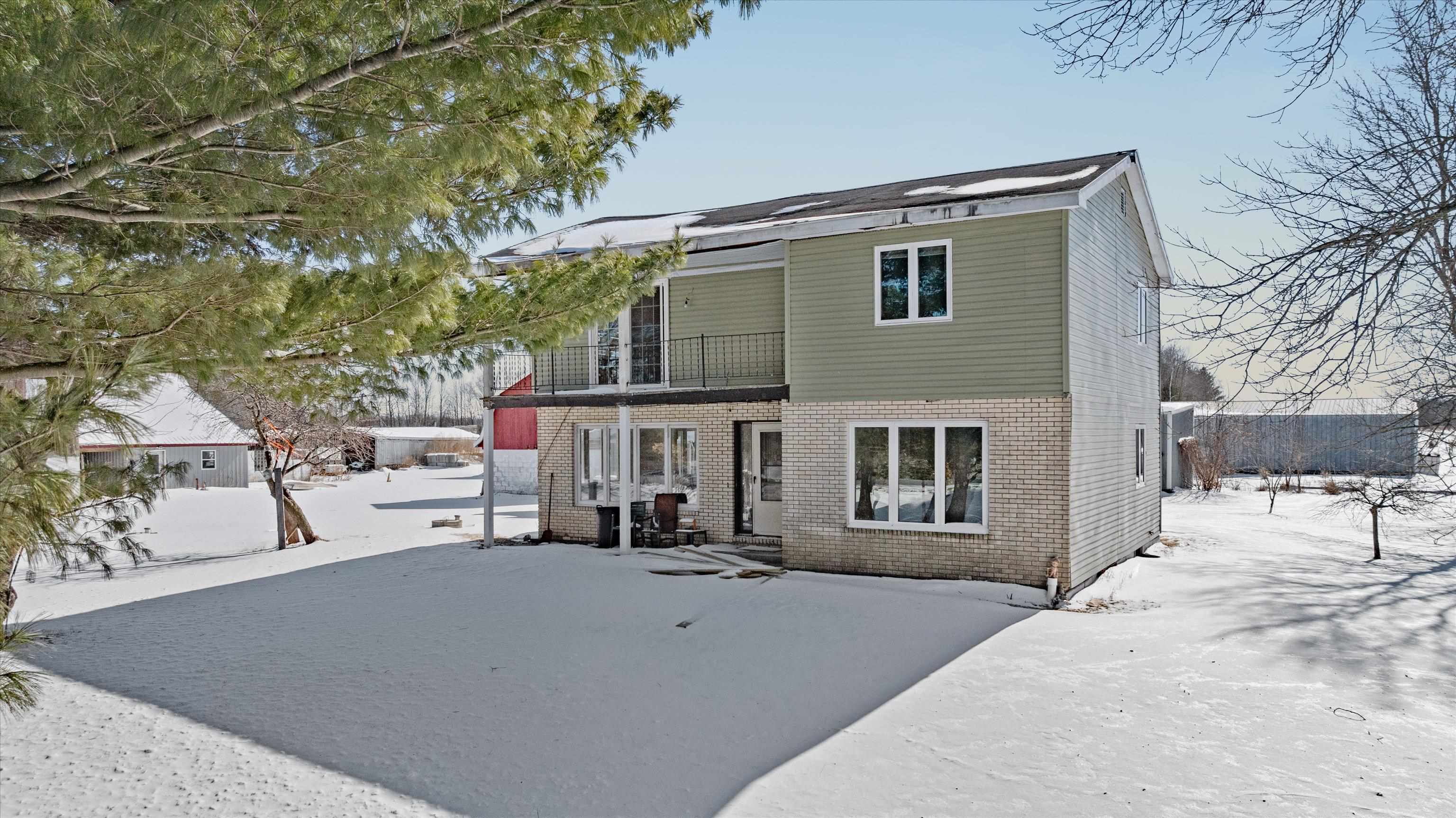 9035 COUNTY ROAD N, Marshfield, Wisconsin 54449, 5 Bedrooms Bedrooms, ,3 BathroomsBathrooms,Residential,For Sale,9035 COUNTY ROAD N,22600757