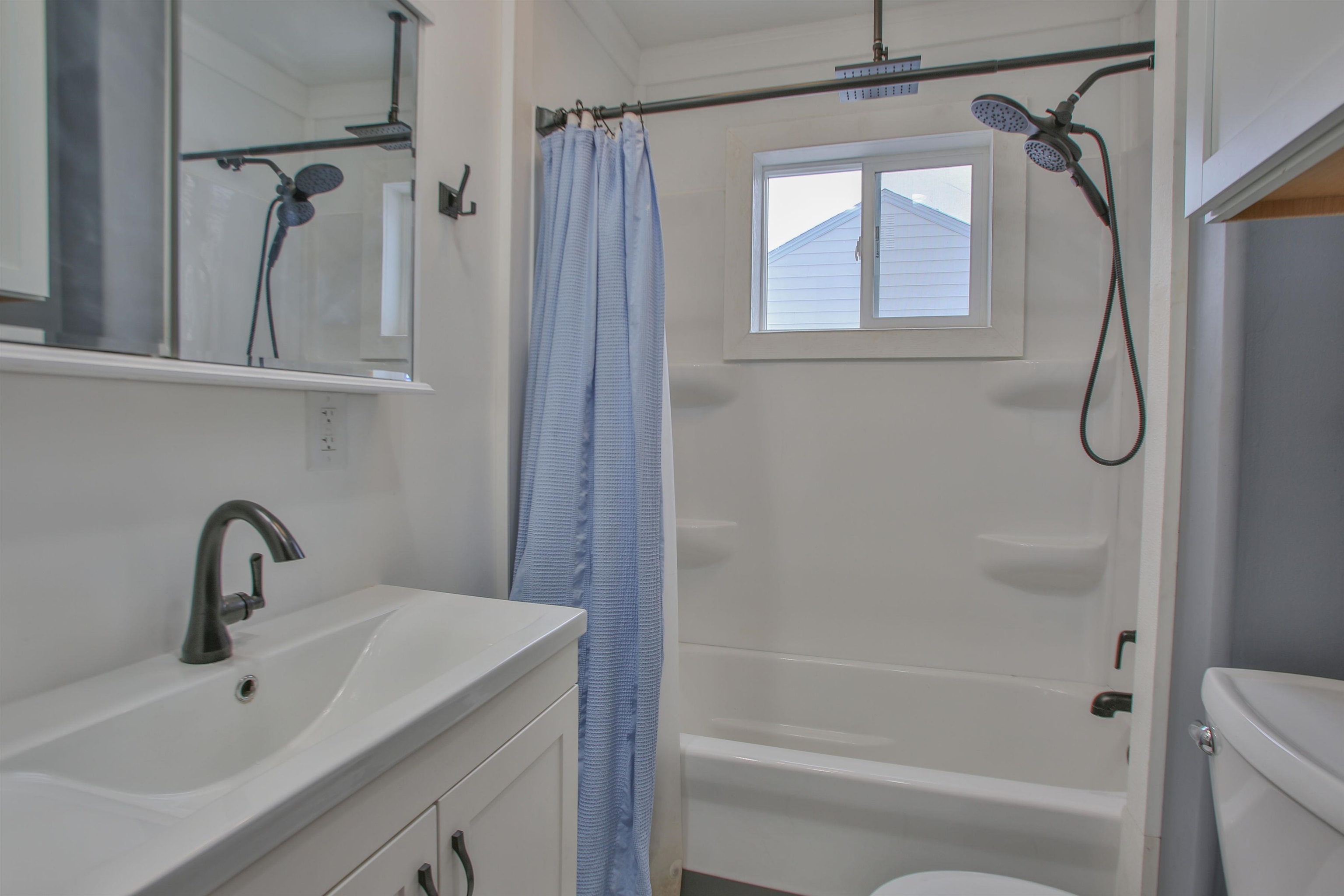 424 N 8TH AVENUE, Wausau, Wisconsin 54401, 2 Bedrooms Bedrooms, ,1 BathroomBathrooms,Residential,For Sale,424 N 8TH AVENUE,22600758