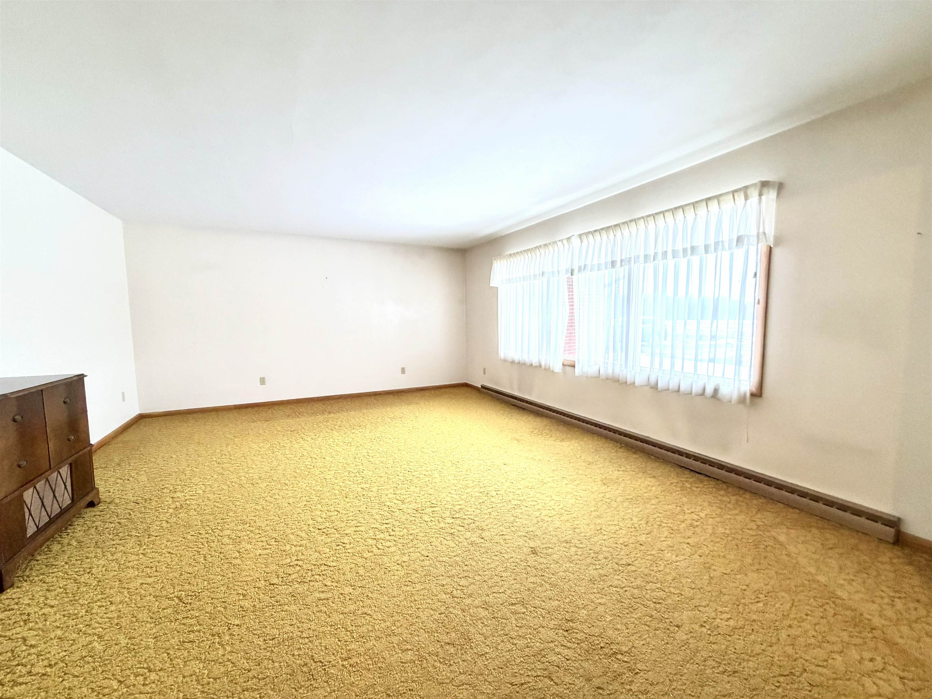 8201 COUNTY ROAD Y, Marshfield, Wisconsin 54449, 3 Bedrooms Bedrooms, ,1 BathroomBathrooms,Residential,For Sale,8201 COUNTY ROAD Y,22600759