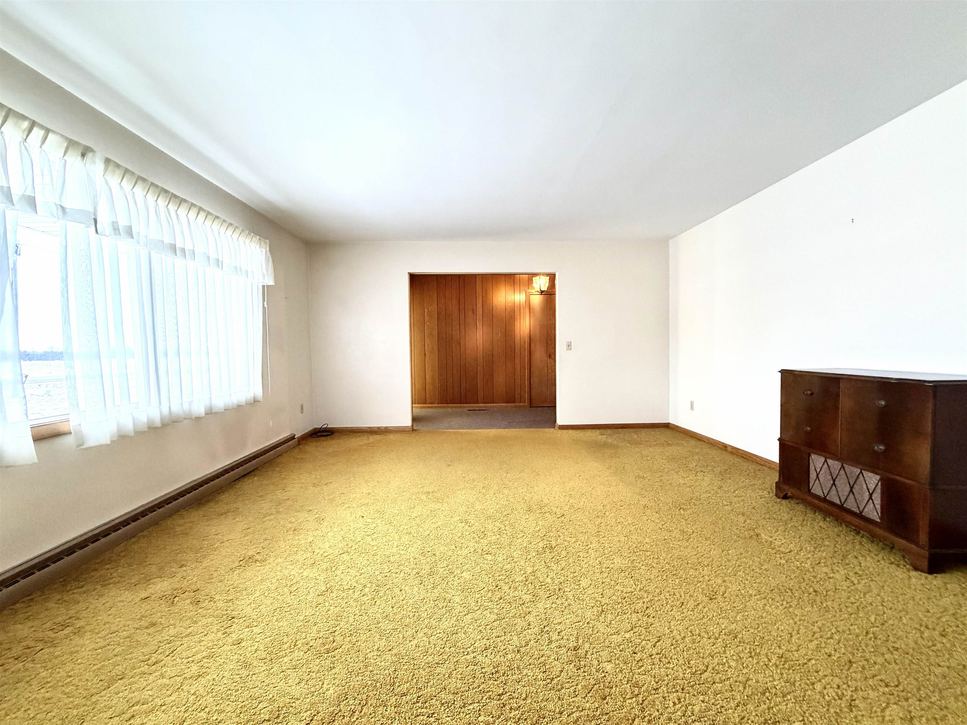 8201 COUNTY ROAD Y, Marshfield, Wisconsin 54449, 3 Bedrooms Bedrooms, ,1 BathroomBathrooms,Residential,For Sale,8201 COUNTY ROAD Y,22600759