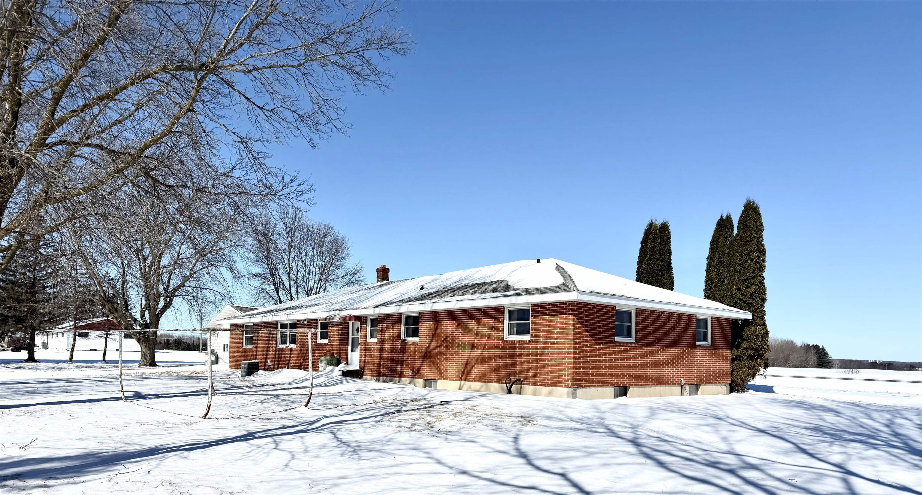 8201 COUNTY ROAD Y, Marshfield, Wisconsin 54449, 3 Bedrooms Bedrooms, ,1 BathroomBathrooms,Residential,For Sale,8201 COUNTY ROAD Y,22600759