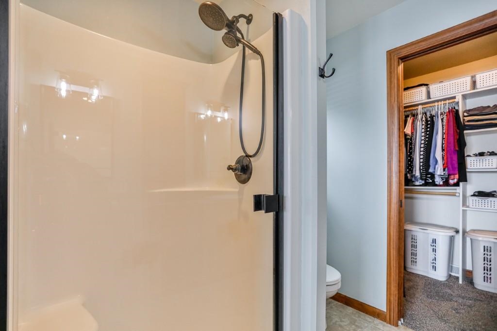 6003 FIELDCREST LANE, Weston, Wisconsin 54476, 5 Bedrooms Bedrooms, ,3 BathroomsBathrooms,Residential,For Sale,6003 FIELDCREST LANE,22600761