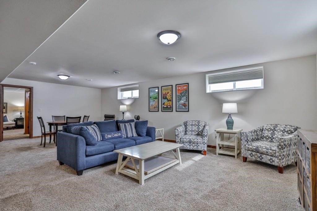 6003 FIELDCREST LANE, Weston, Wisconsin 54476, 5 Bedrooms Bedrooms, ,3 BathroomsBathrooms,Residential,For Sale,6003 FIELDCREST LANE,22600761